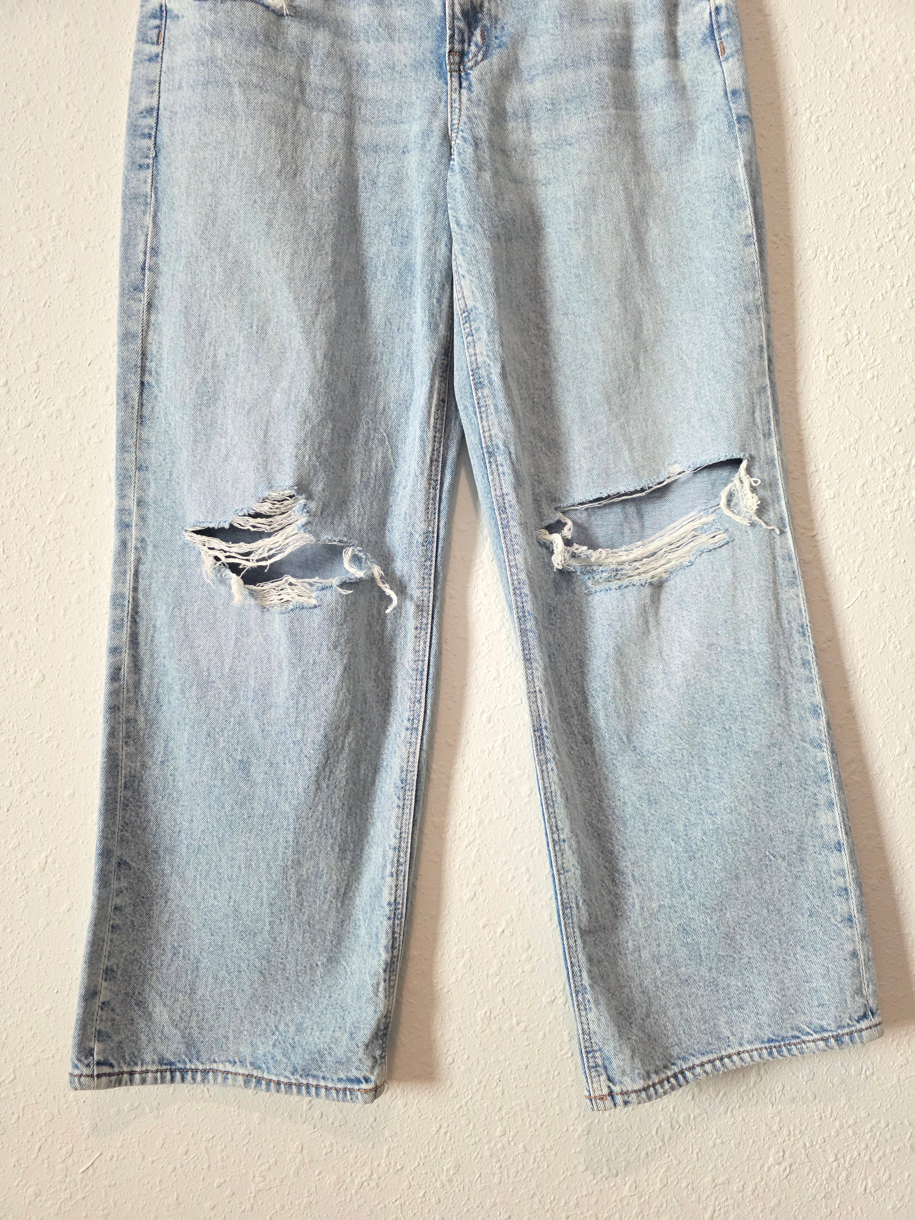 Light Wash Relaxed Jeans (8 short)