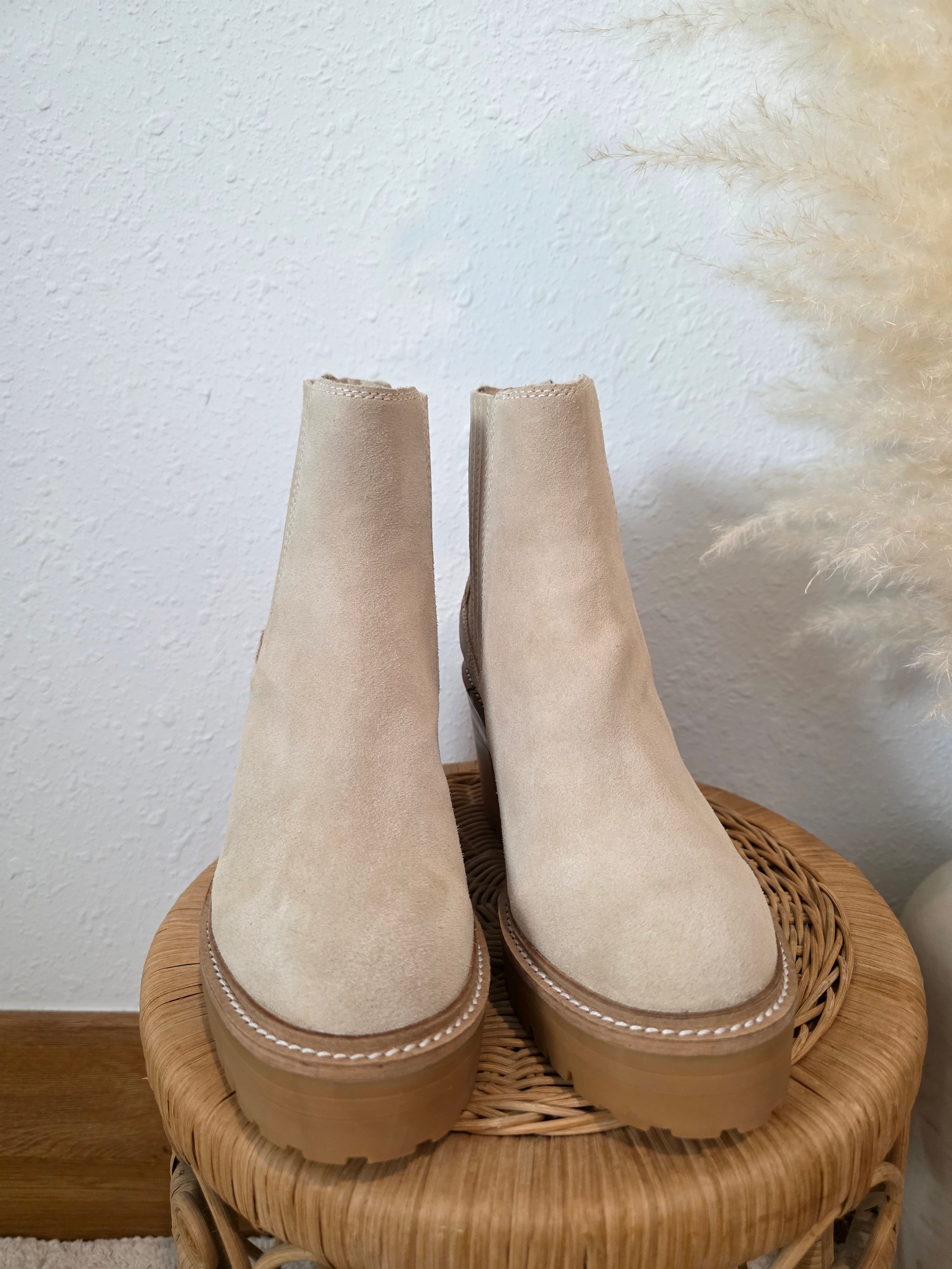 Jeffrey Campbell Suede Booties (7)