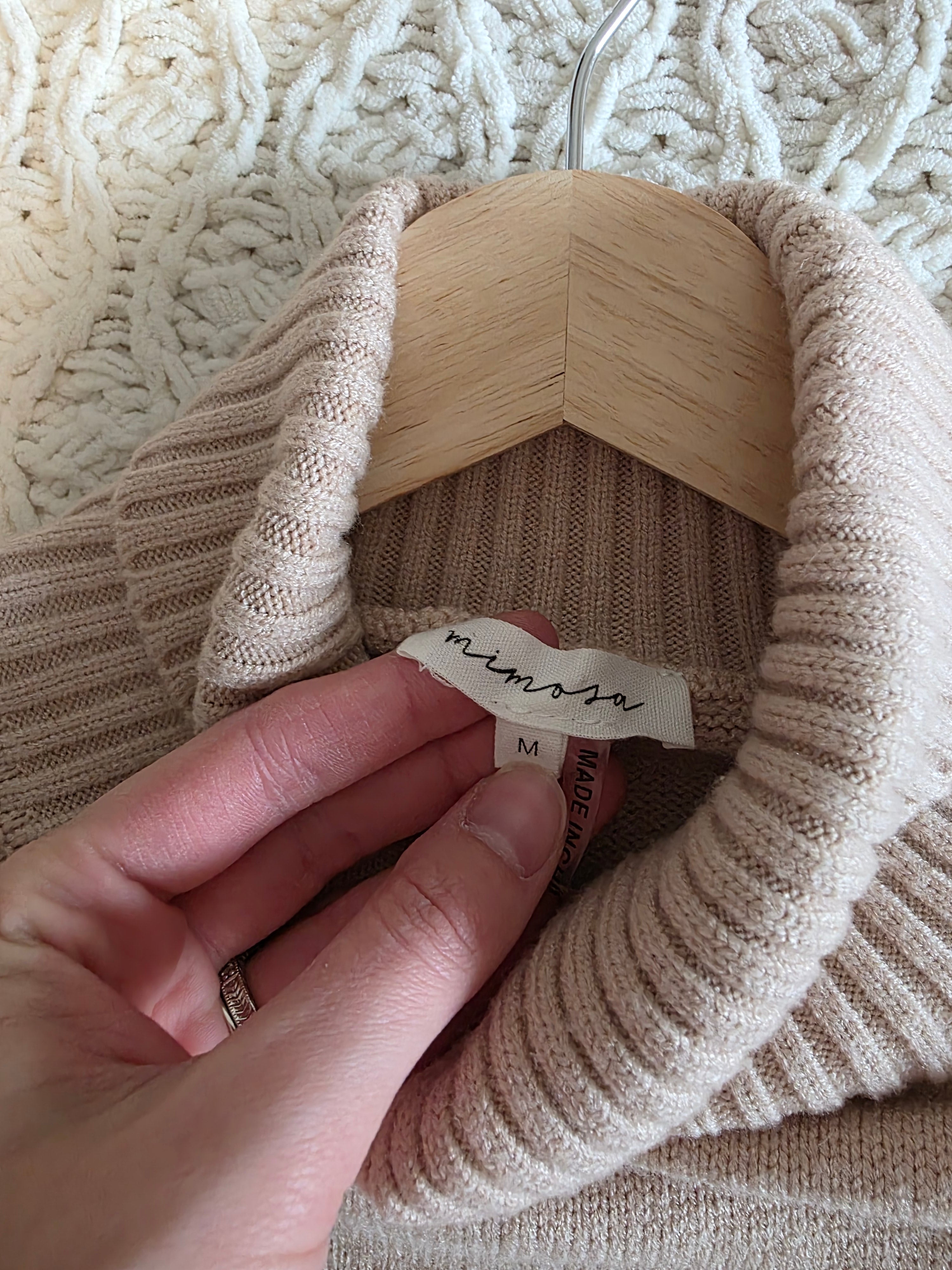 Mimosa Cozy Turtleneck Sweater (M)