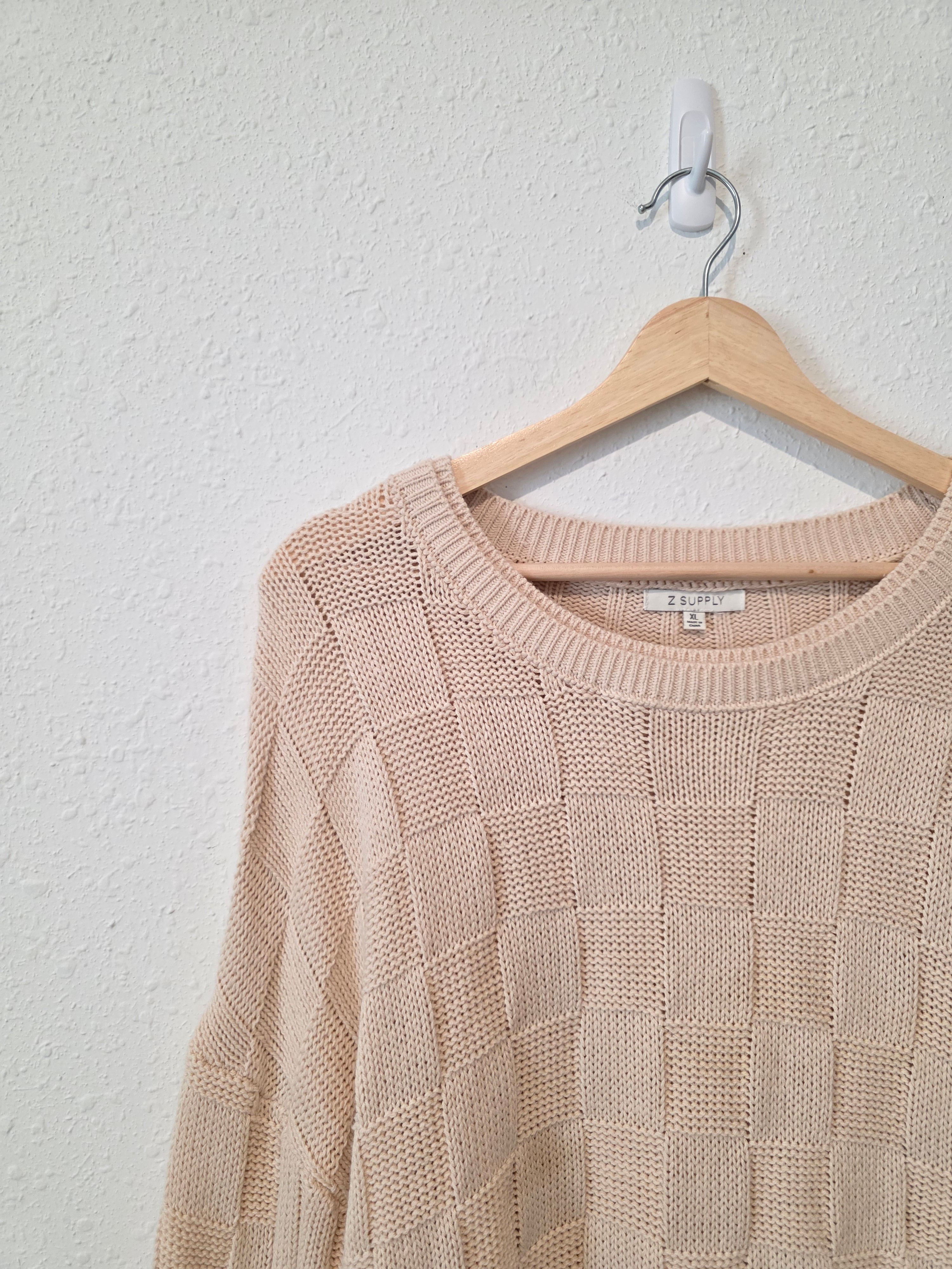 Z Supply Neutral Checkered Sweater (XL)