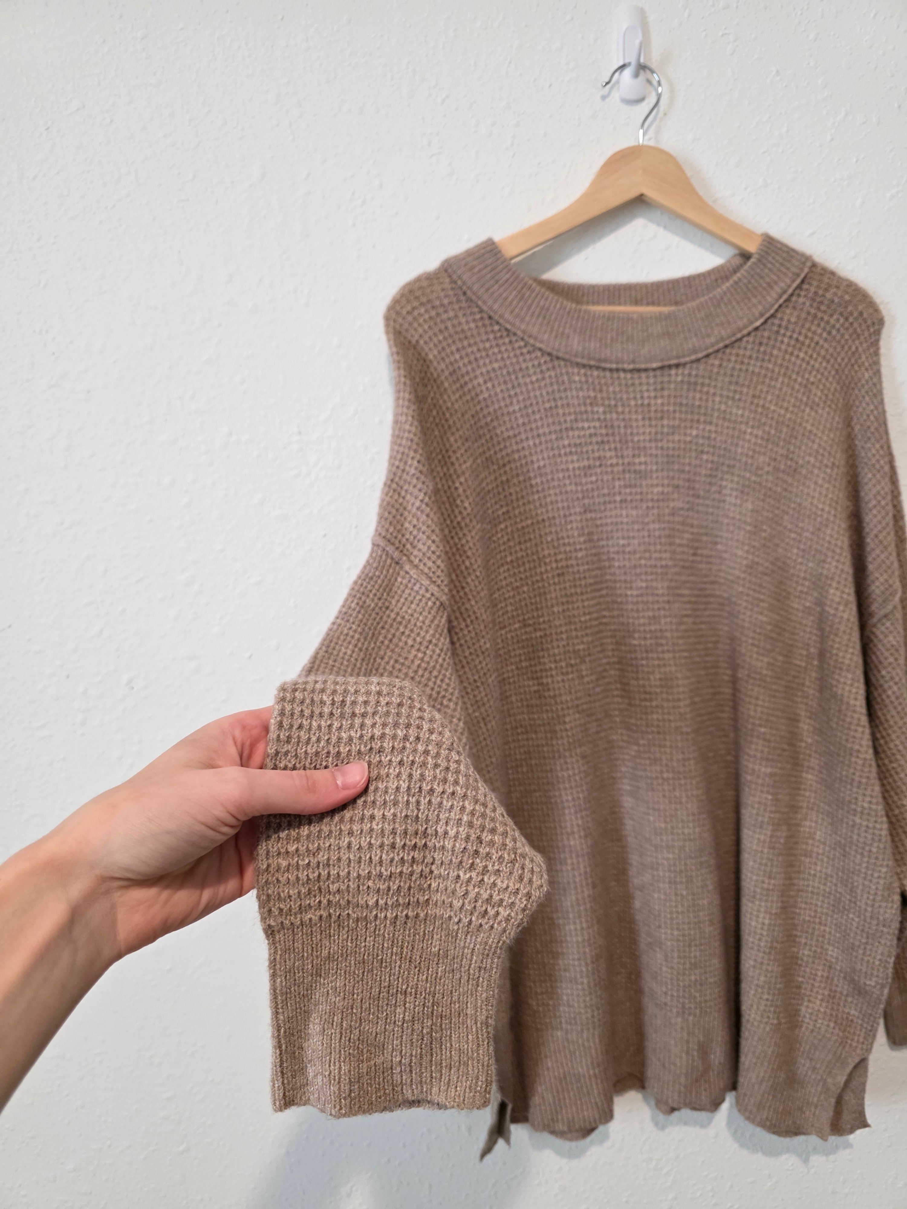 Aerie Oversized Waffle Sweater (M)