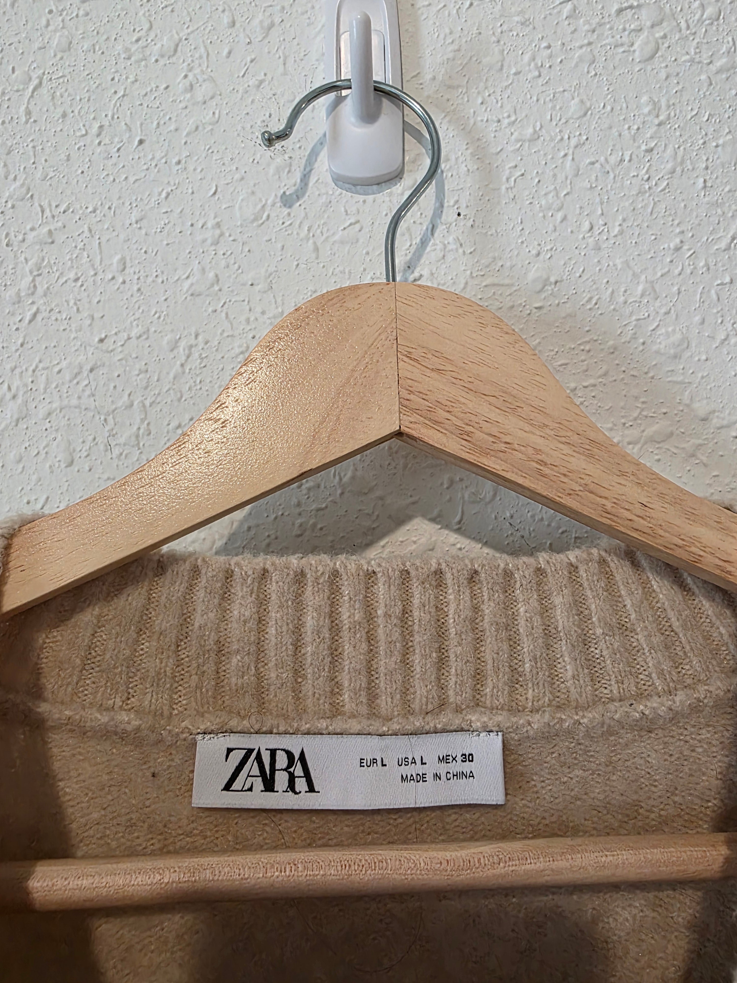 Zara Oversized Ribbed Sweater (L)