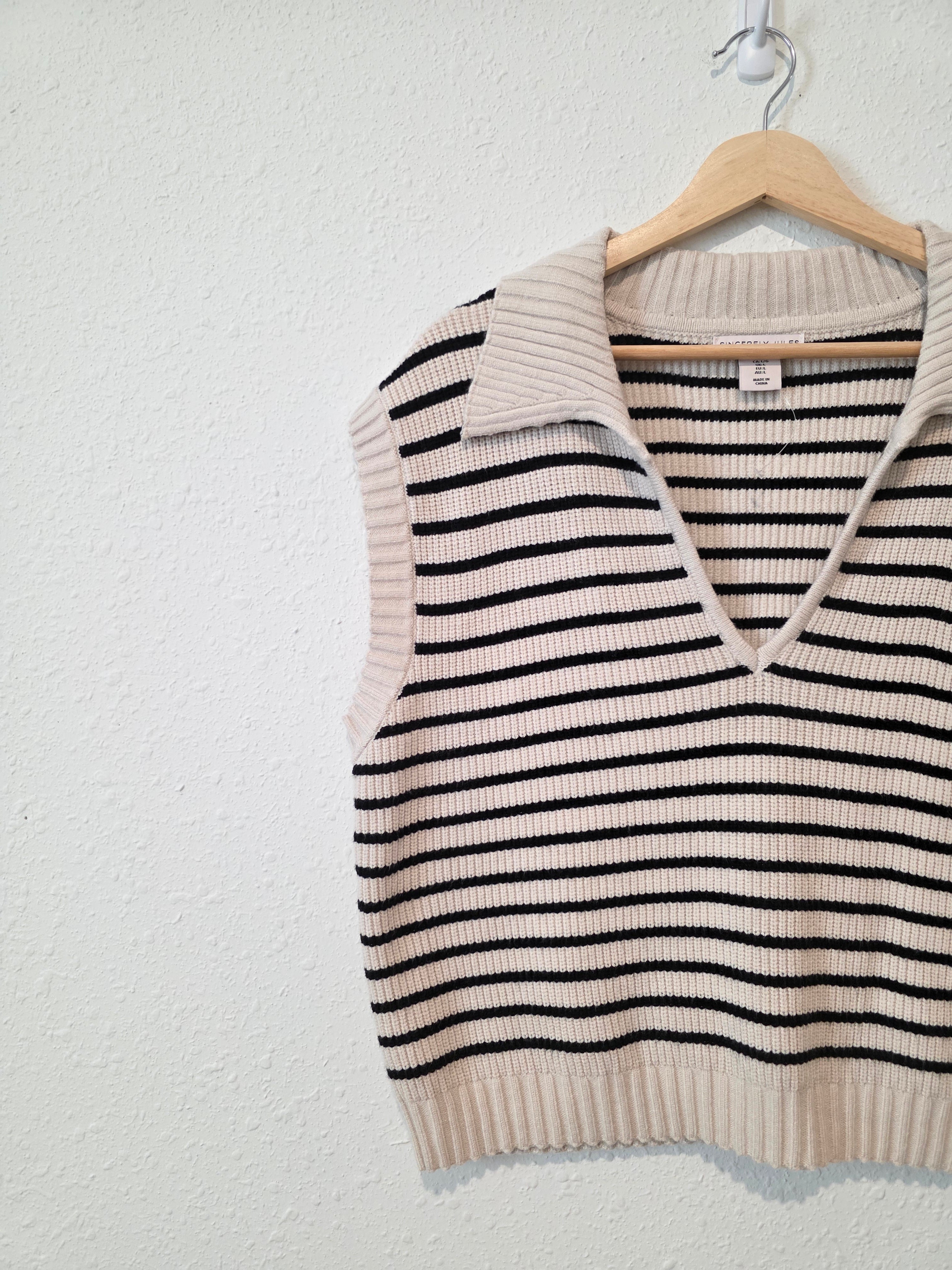 Striped Collared Sweater Vest (L)