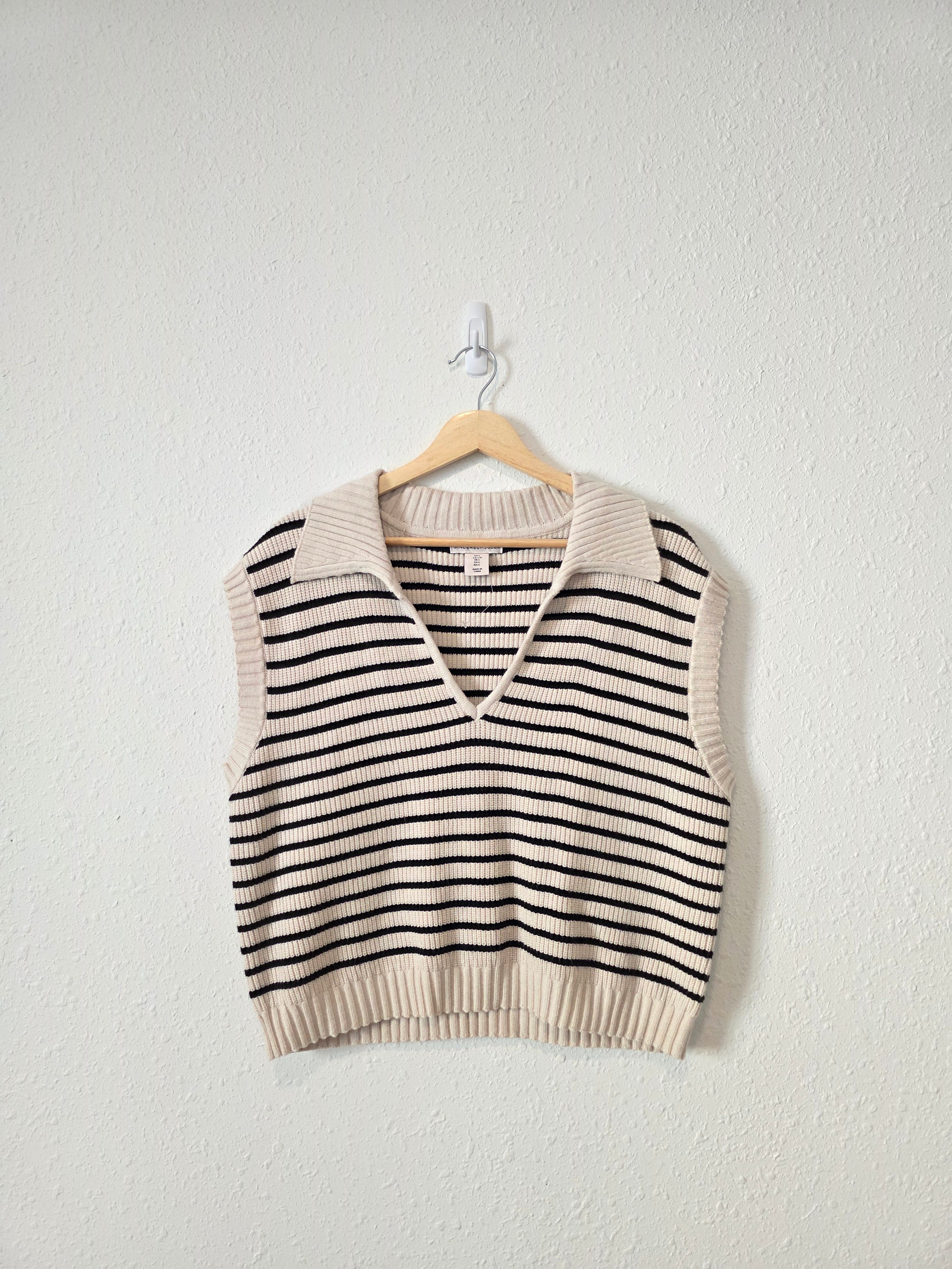 Striped Collared Sweater Vest (L)