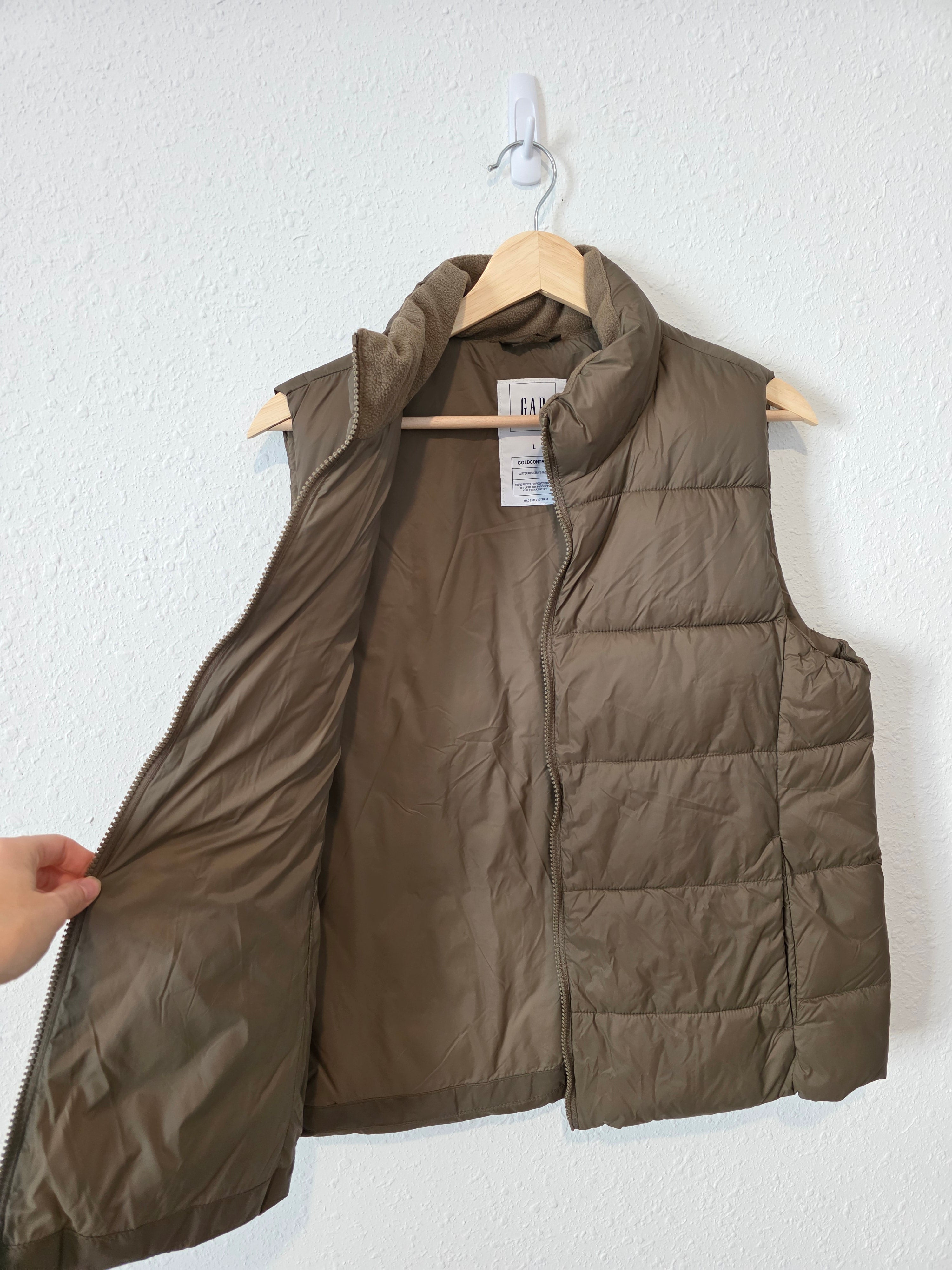 Gap Brown Puffer Vest (L)