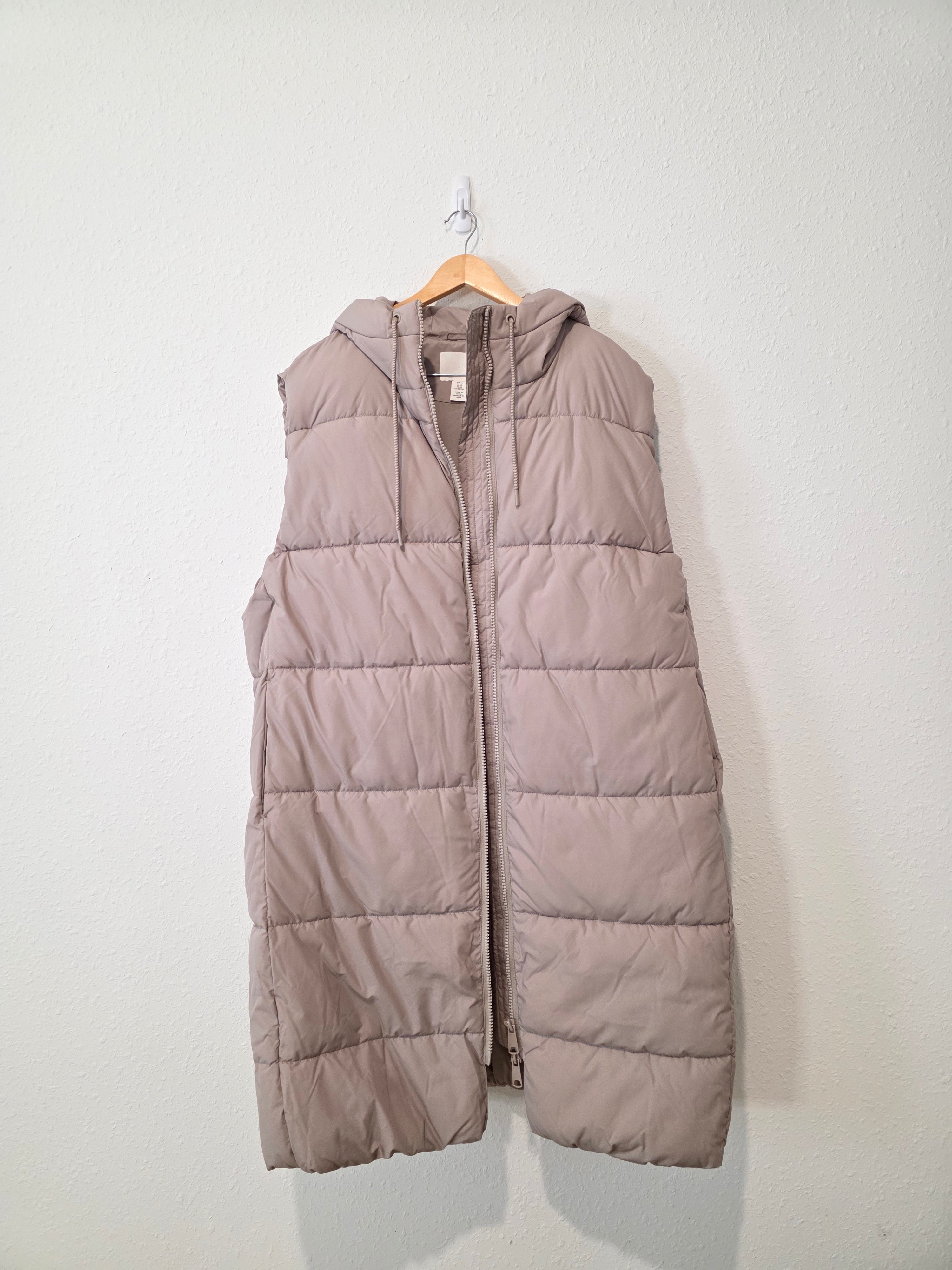 Long Zip Up Puffer Vest (XL)