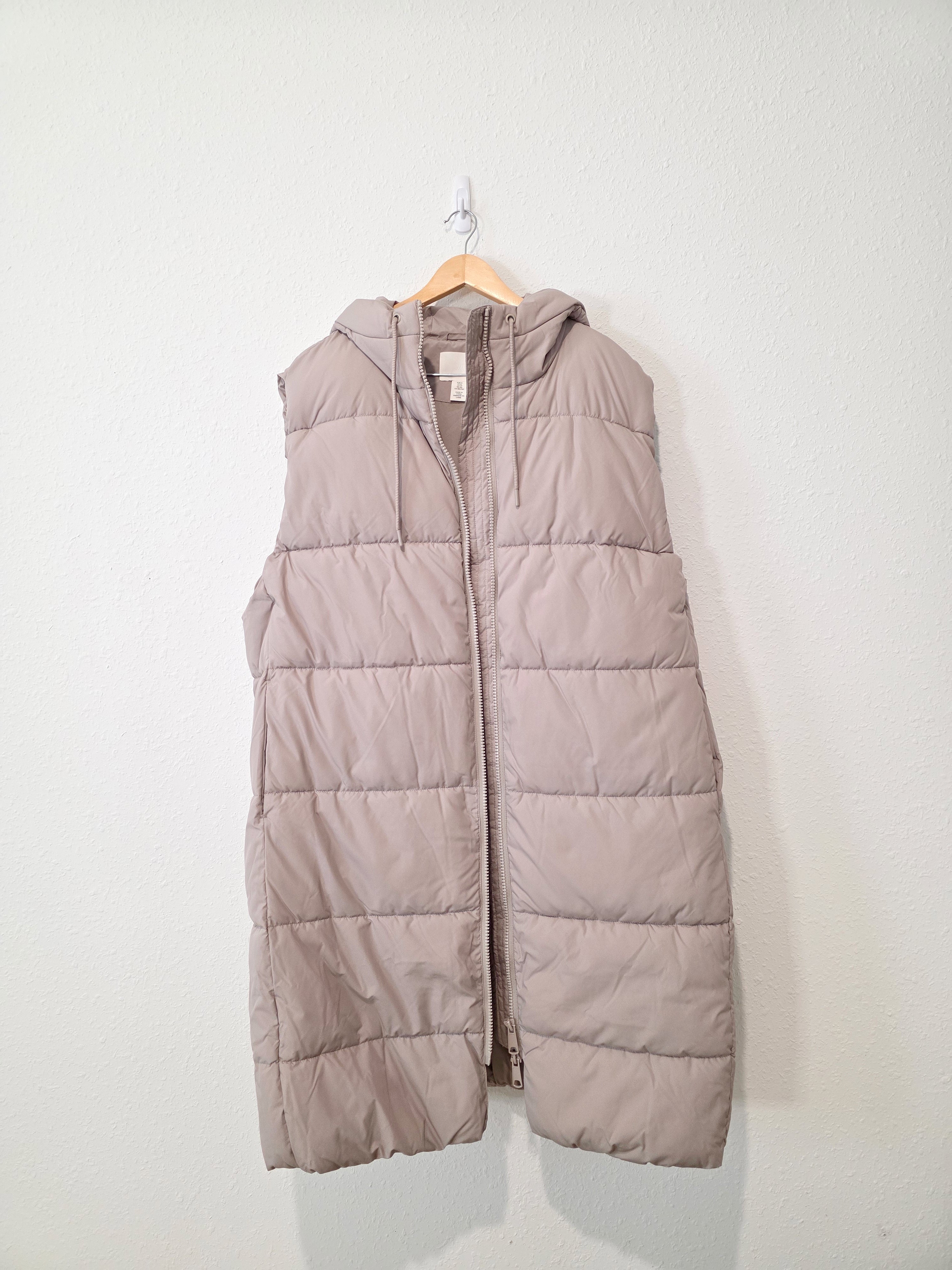 Long Zip Up Puffer Vest (XL)