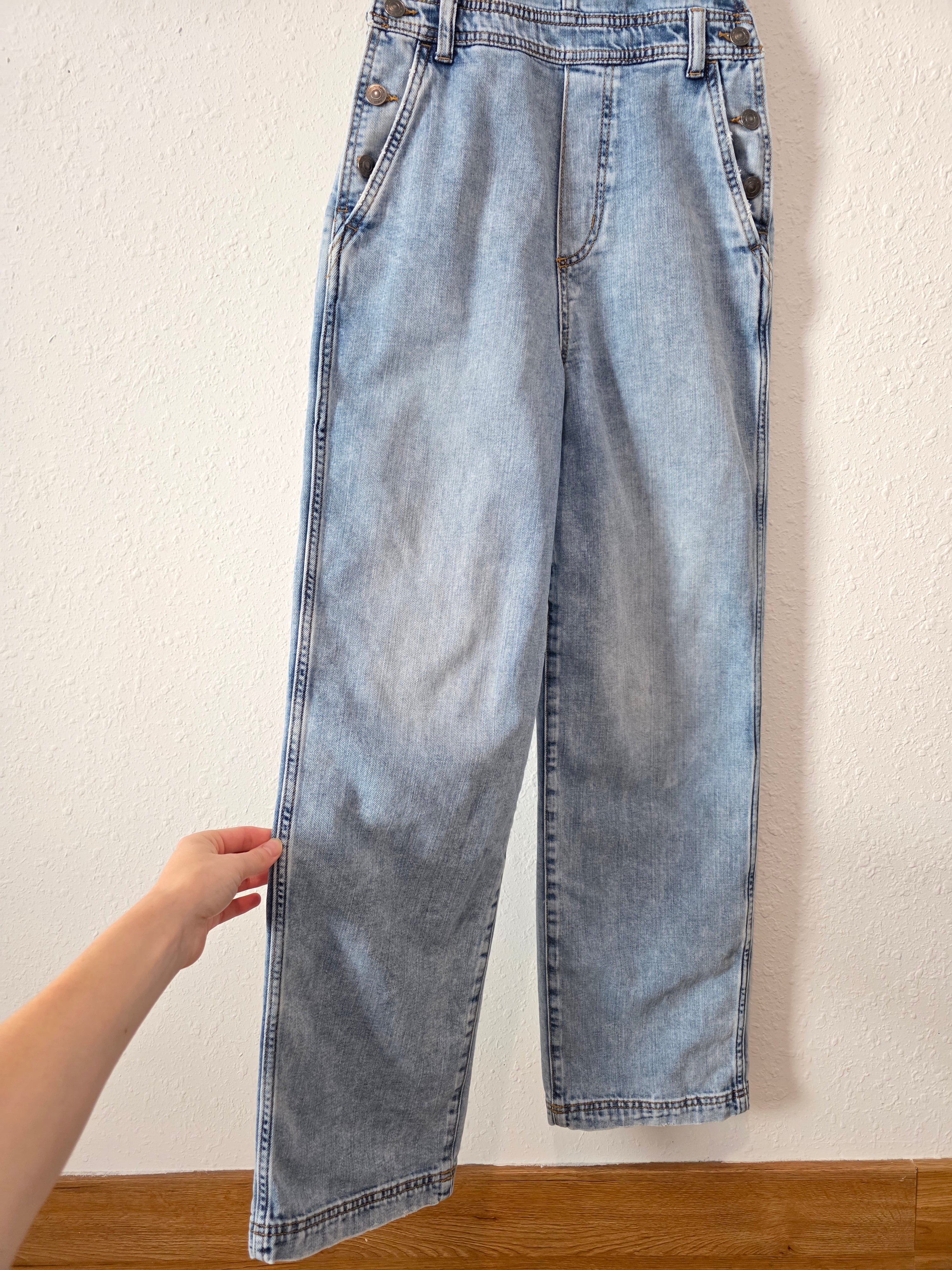 Aerie Light Wash Denim Overalls (XS)