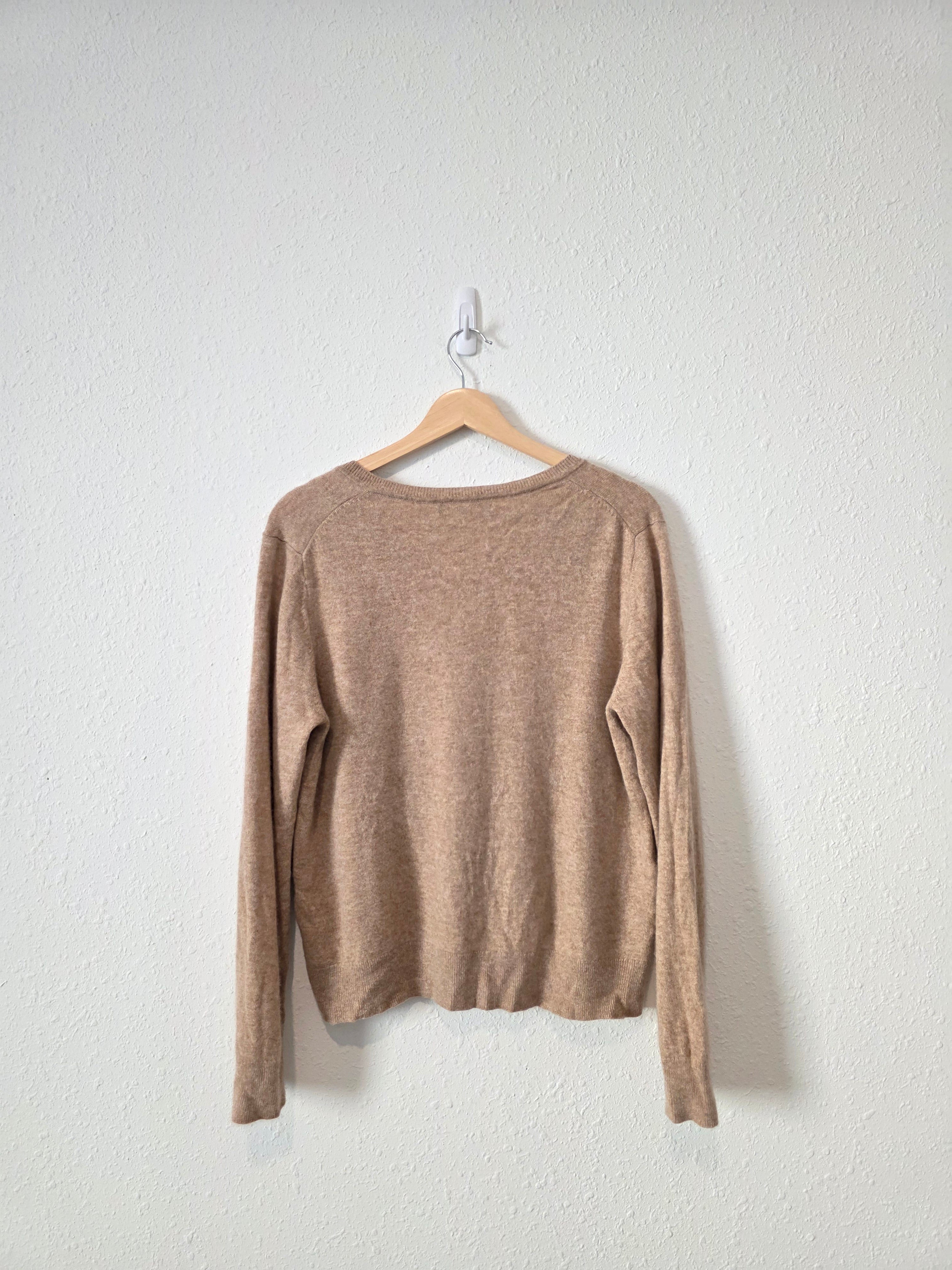 Quince Cashmere V Neck Sweater (XL)