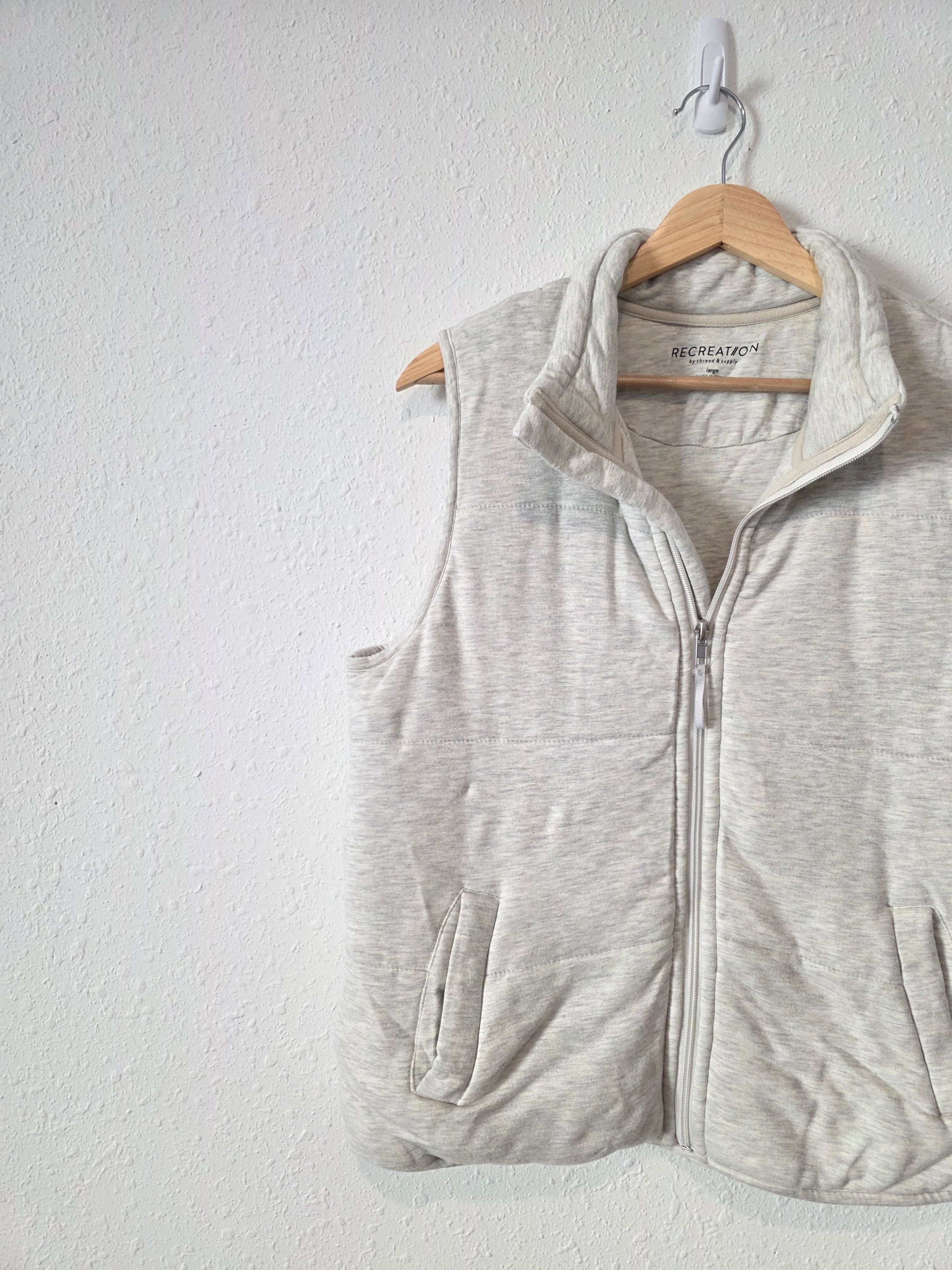 Thread & Supply Gray Zip Up Vest (L)