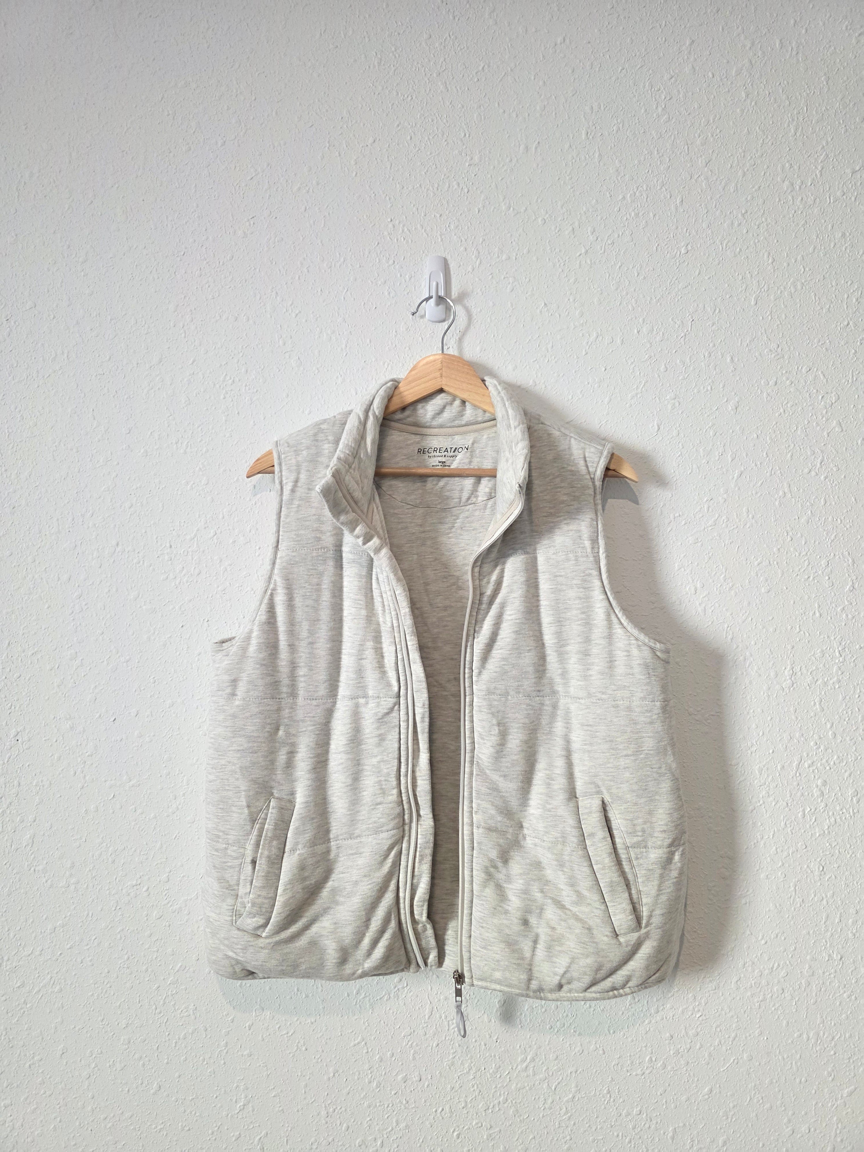 Thread & Supply Gray Zip Up Vest (L)