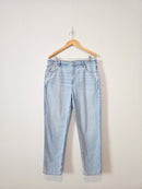 Light Wash Straight Mom Jeans (14)
