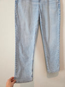 Light Wash Straight Mom Jeans (14)