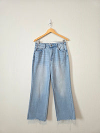 Vervet Light Wash Wide Leg Jeans (30)