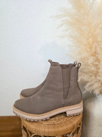 Toms Leather Chelsea Boots (12)