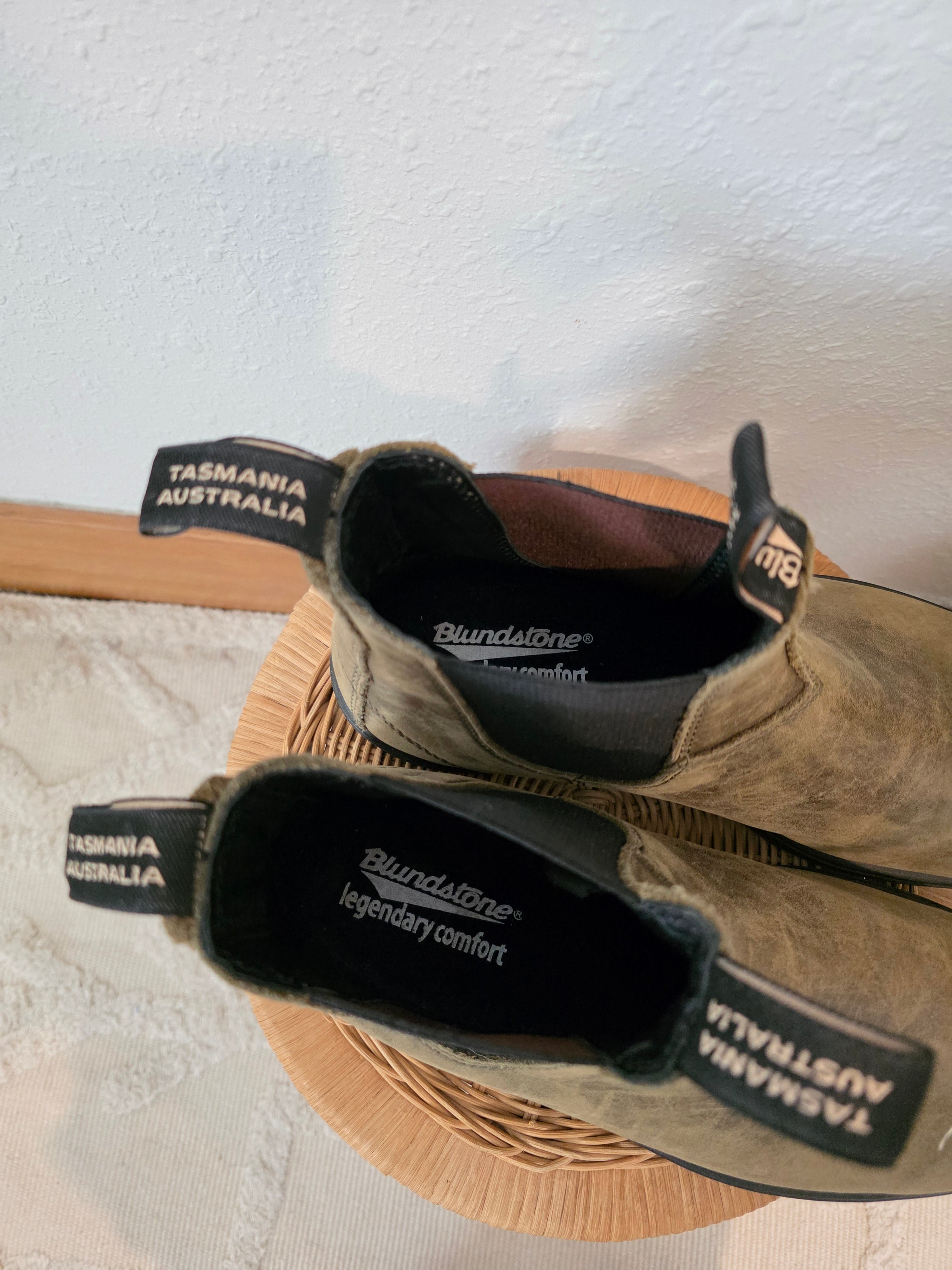 Blundstone Leather Chelsea Boots (11.5)