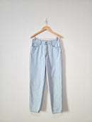 Levi's Light Wash 80s Mom Jeans (29)