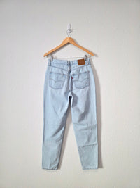 Levi's Light Wash 80s Mom Jeans (29)
