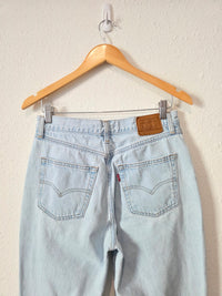 Levi's Light Wash 80s Mom Jeans (29)