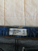 Abercrombie 90s Relaxed Jeans (27/4 long)