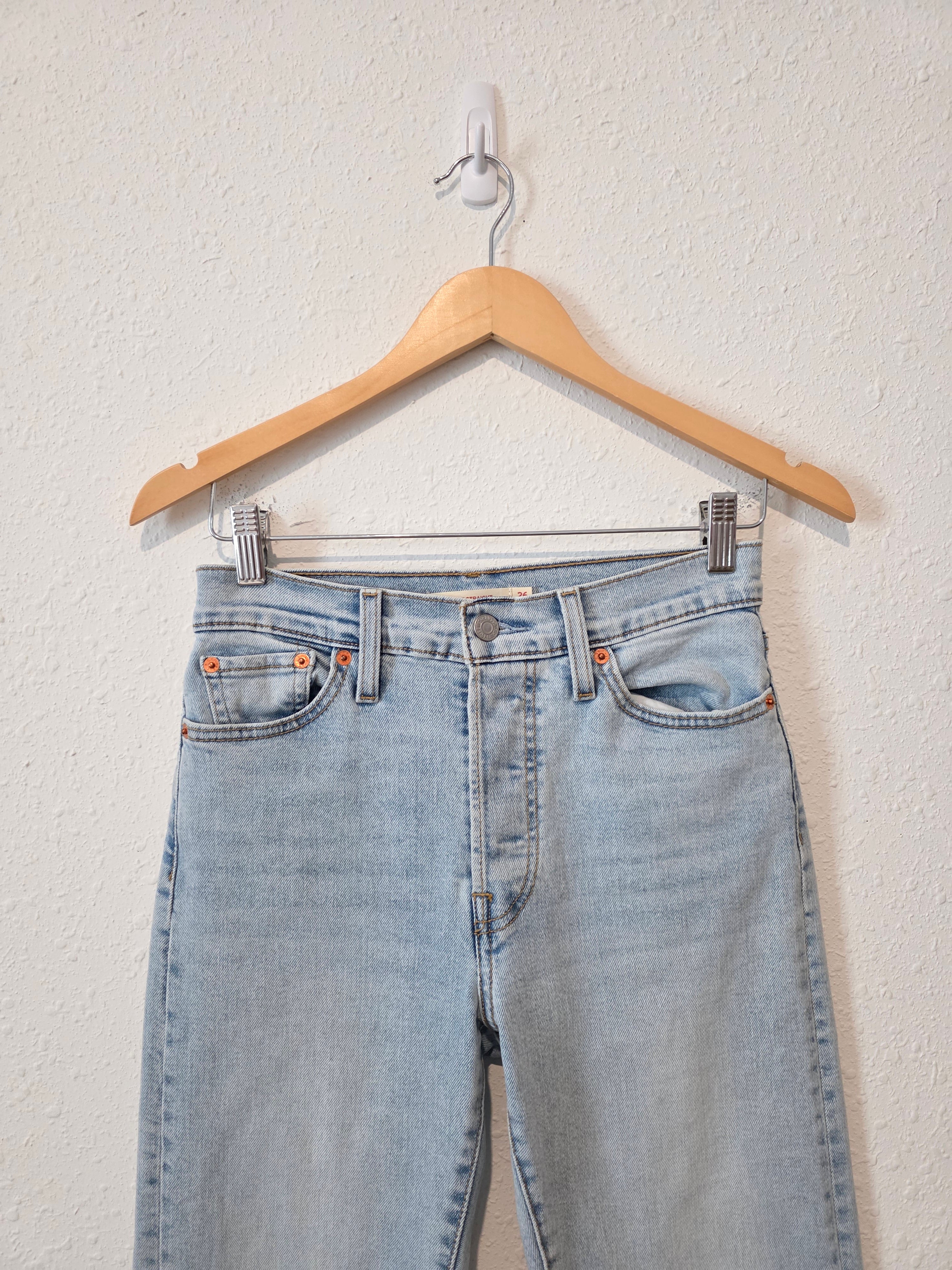 Levi's Light Wash Wedgie Straight Jeans (26)