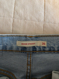 Levi's Light Wash Wedgie Straight Jeans (26)