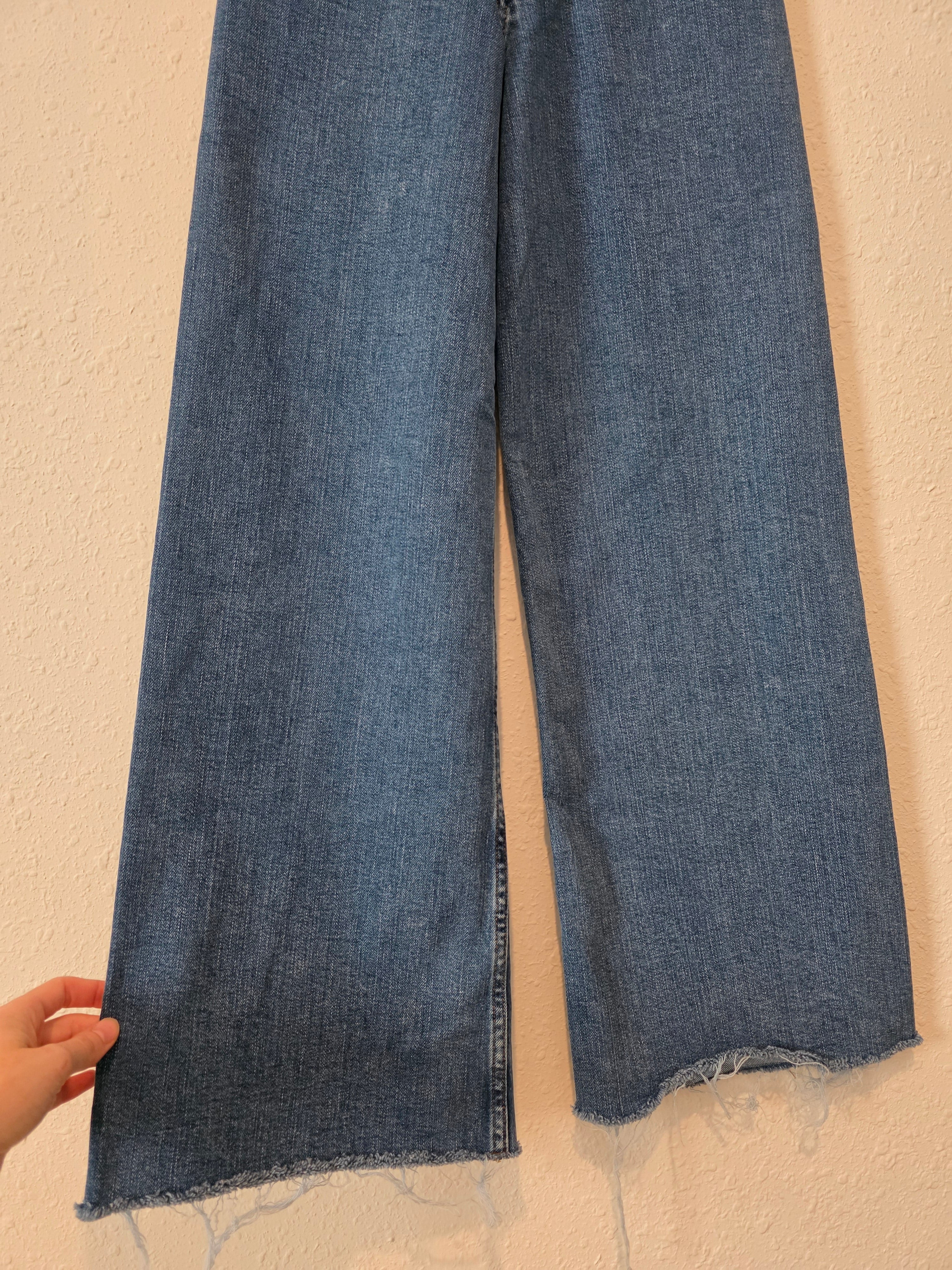 Zara Wide Leg Jeans (2)