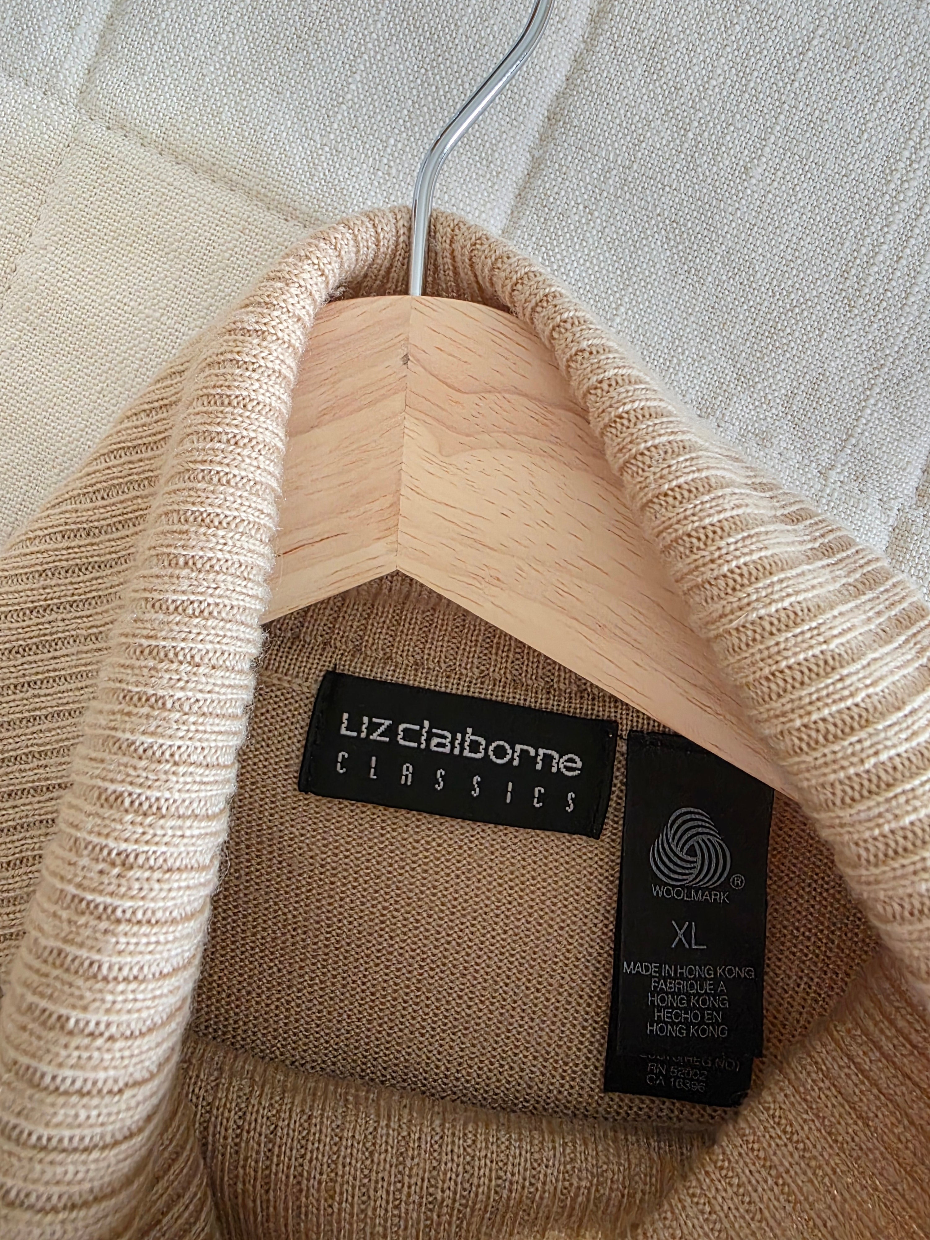 Vintage Merino Wool Turtleneck Sweater (XL)