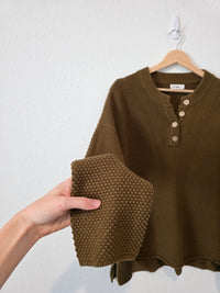 In Loom Green Waffle Henley Sweater (M)