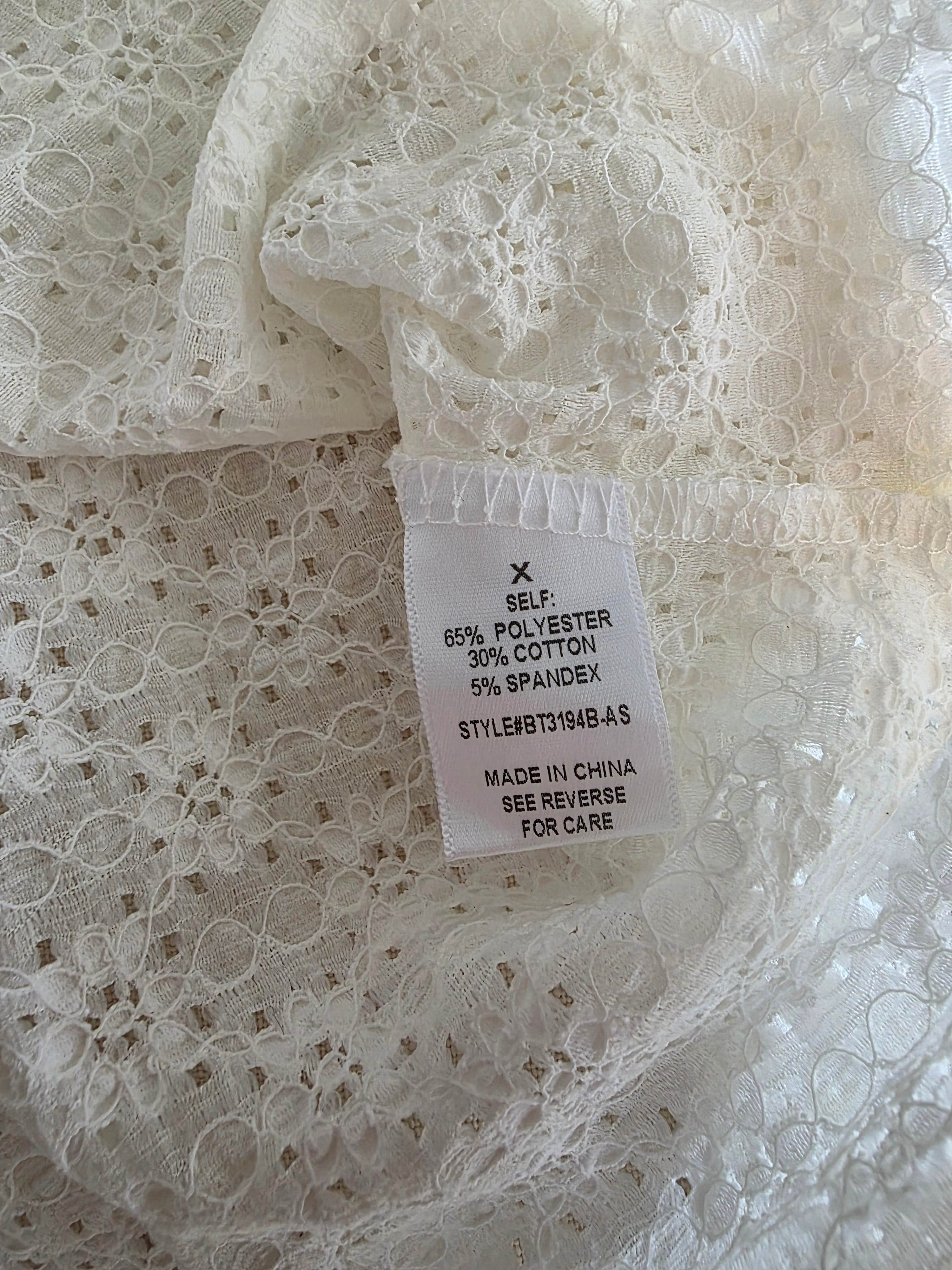 Arula Floral Lace Long Sleeve Top (XL)