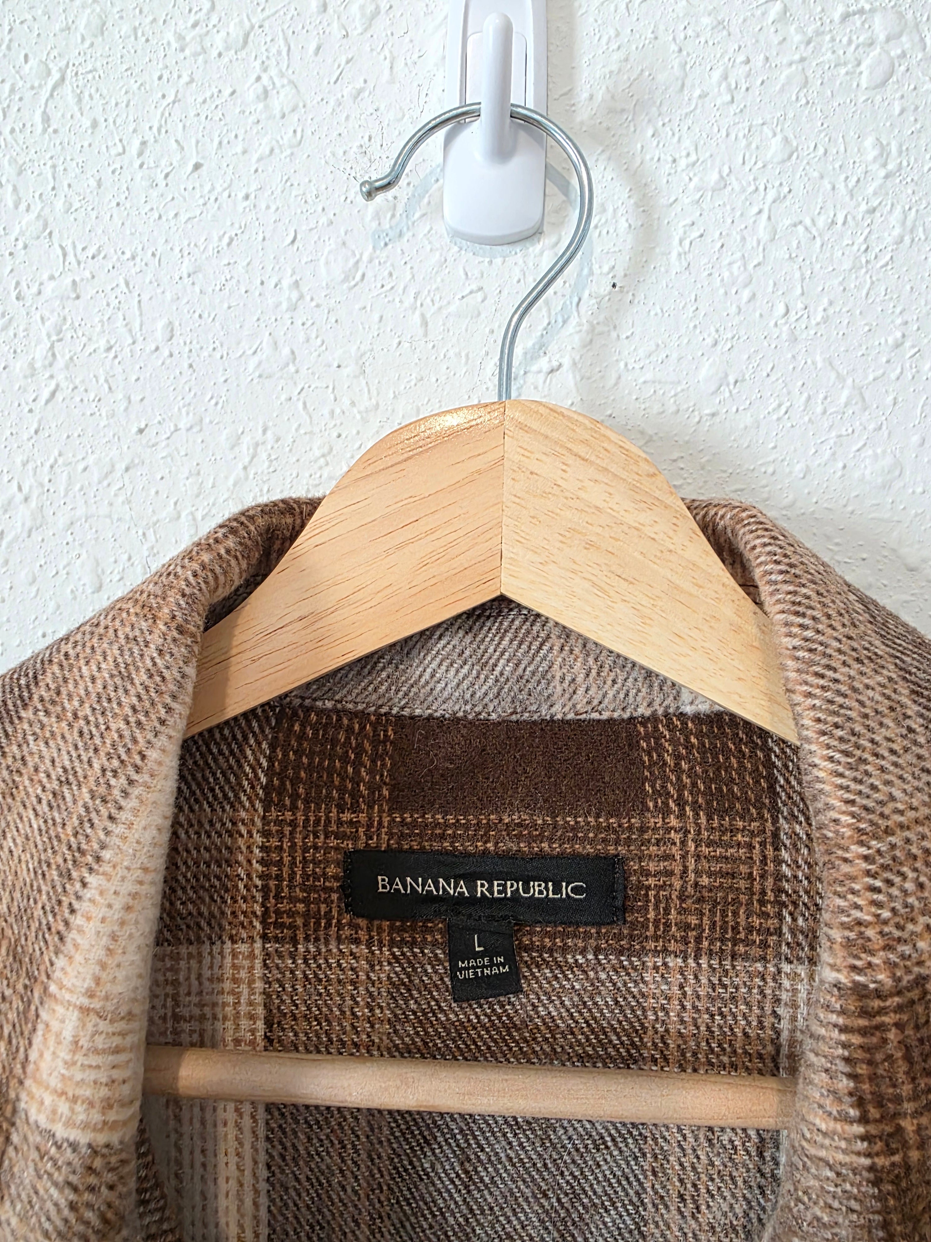 Banana Republic Plaid Shirt Jacket (L)
