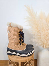 Sorel Quilted Snow Boots (12)