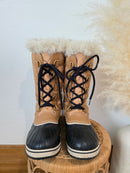 Sorel Quilted Snow Boots (12)
