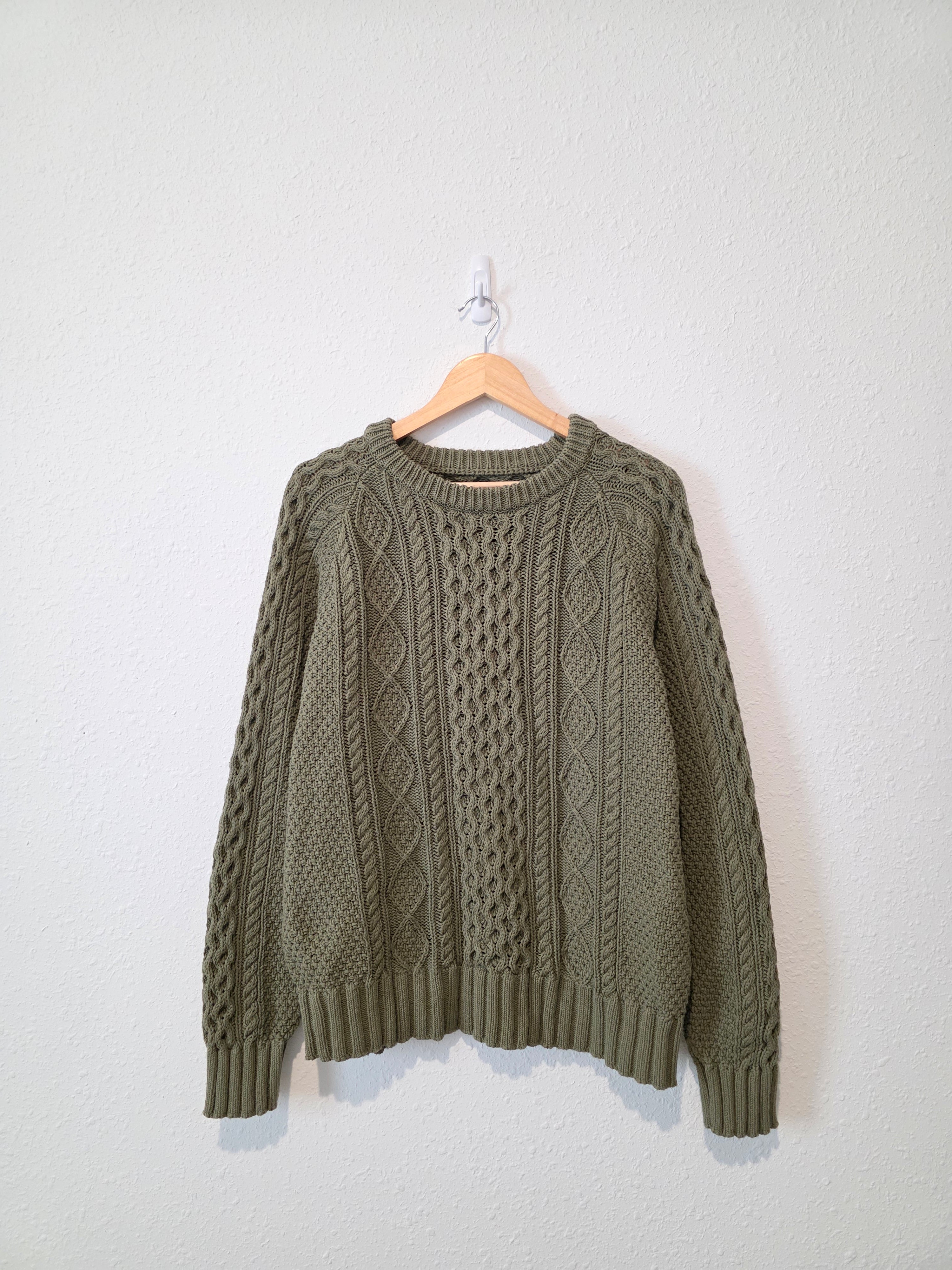 LL Bean Cable Knit Fisherman Sweater (L)