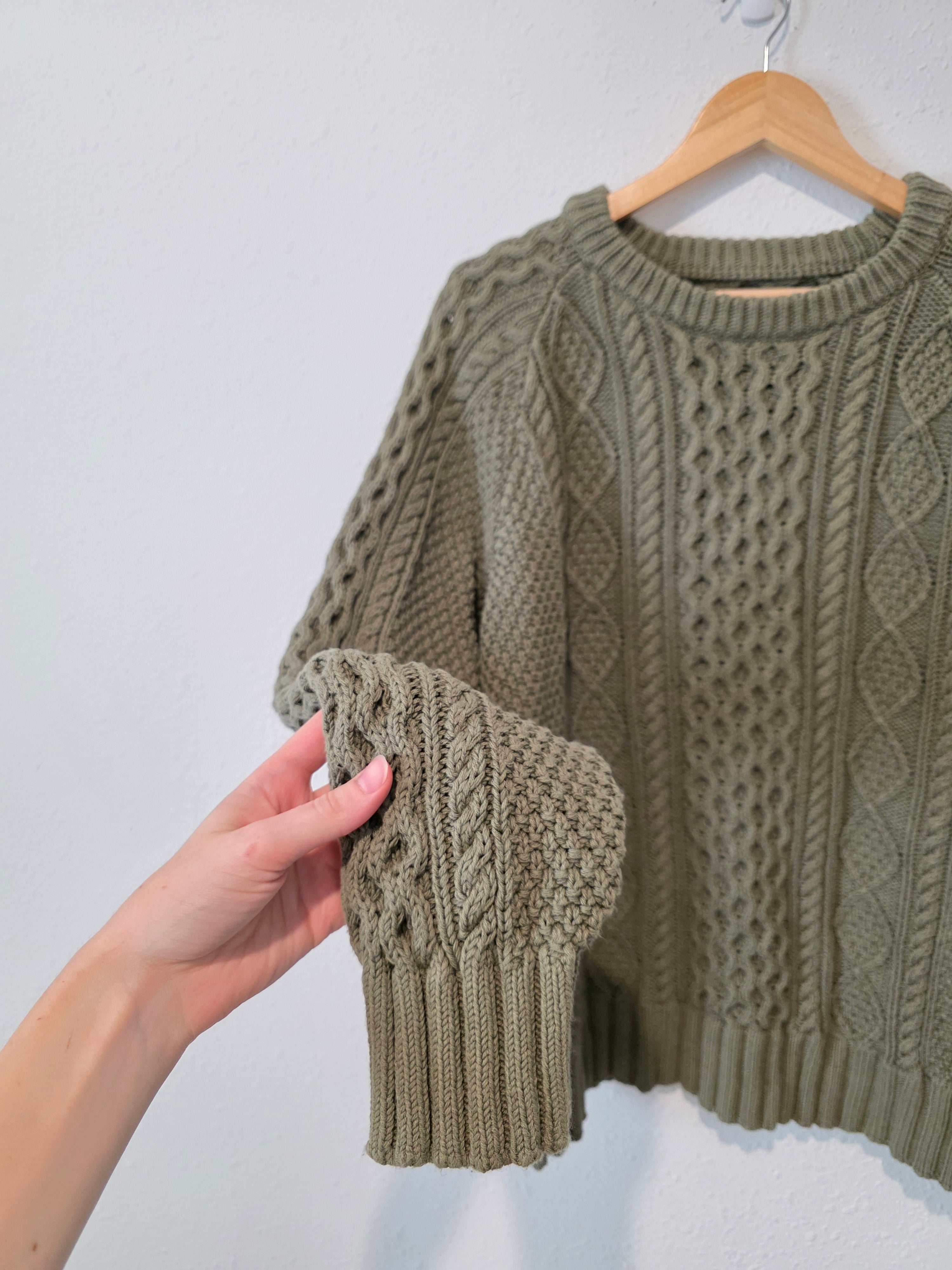 LL Bean Cable Knit Fisherman Sweater (L)