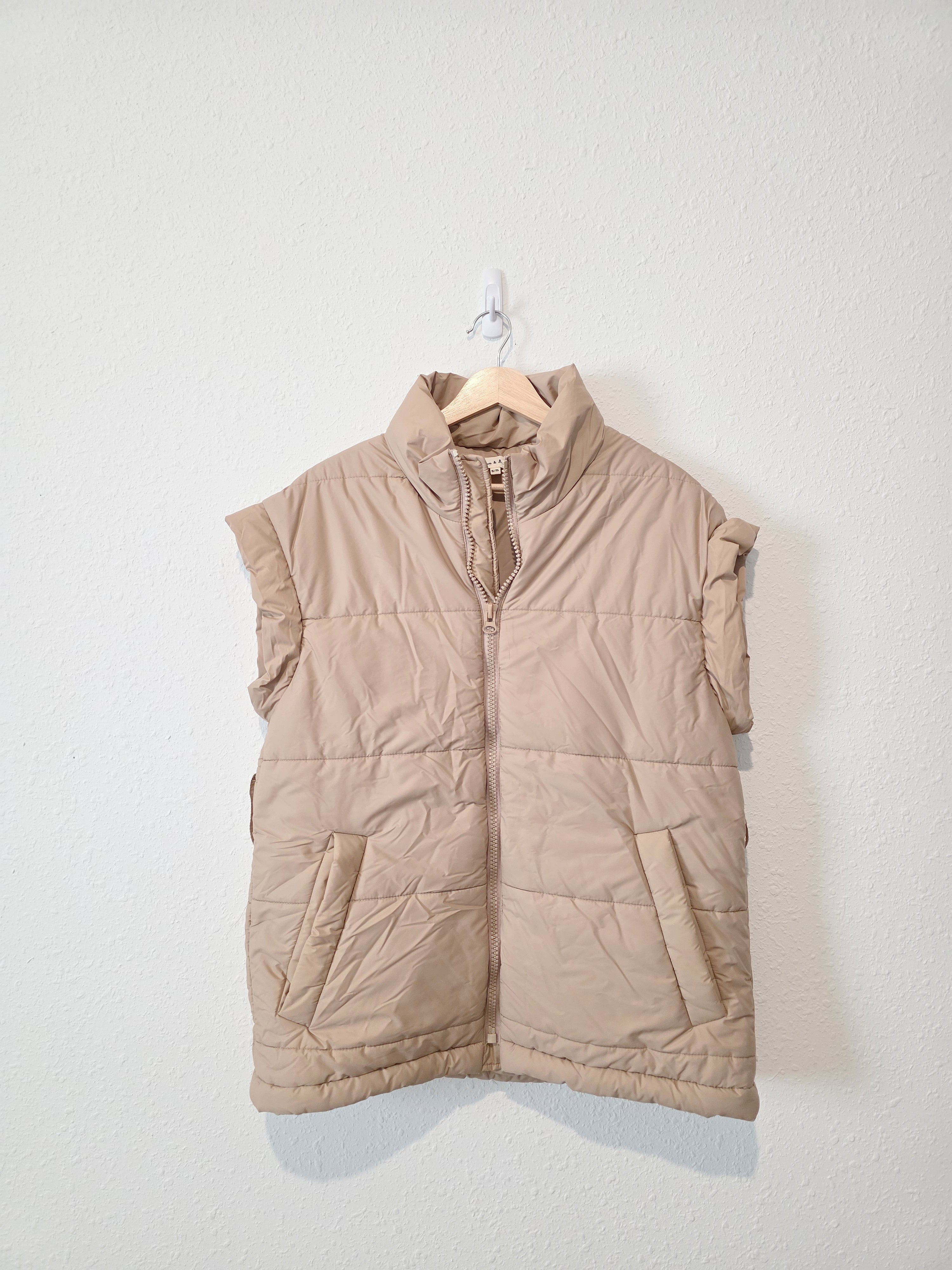 Neutral Oversized Puffer Vest (S/M)