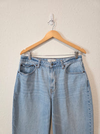 Abercrombie High Rise Loose Jeans (31/12 long)