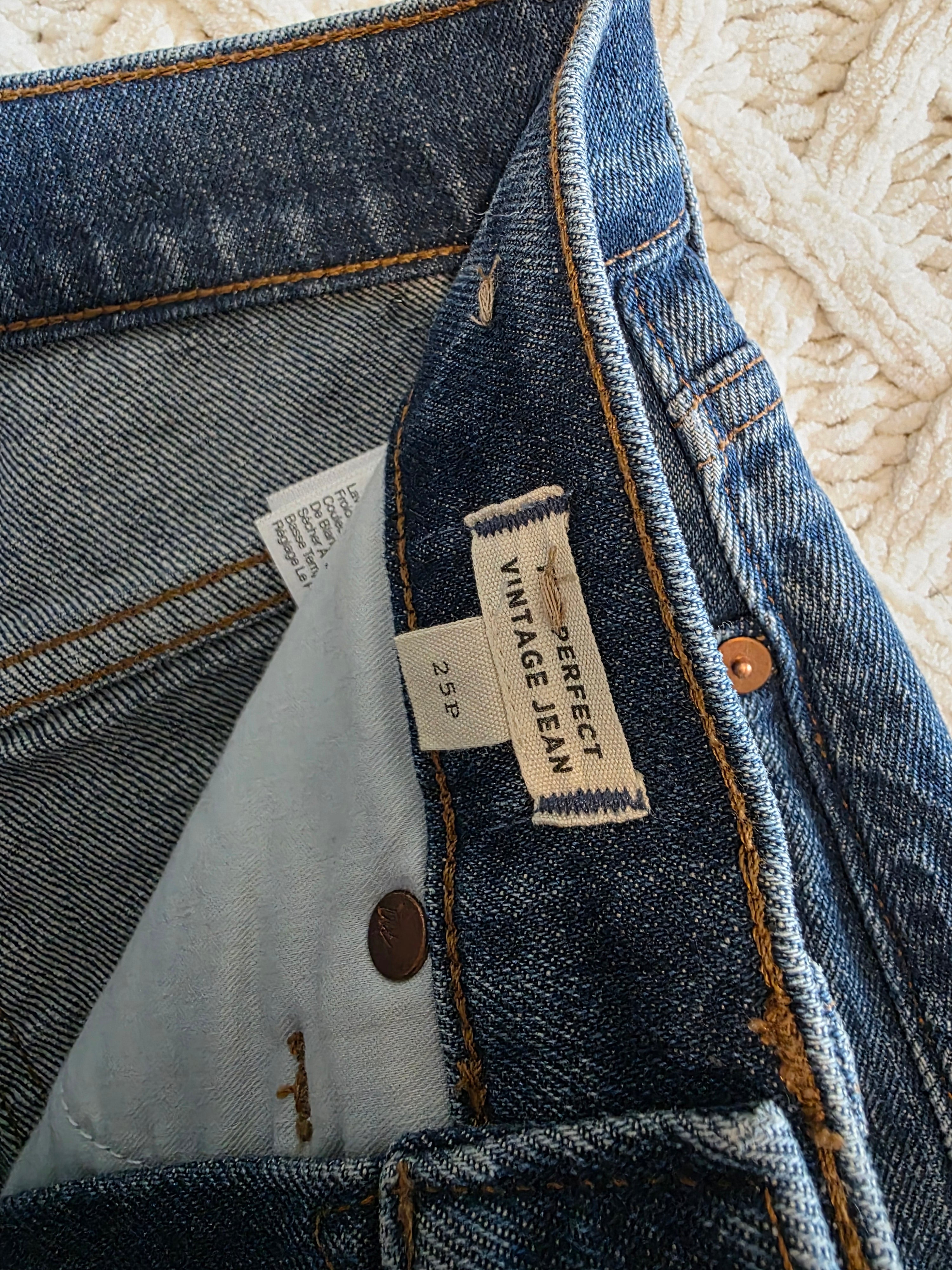 Madewell Perfect Vintage Jeans (25 Petite)
