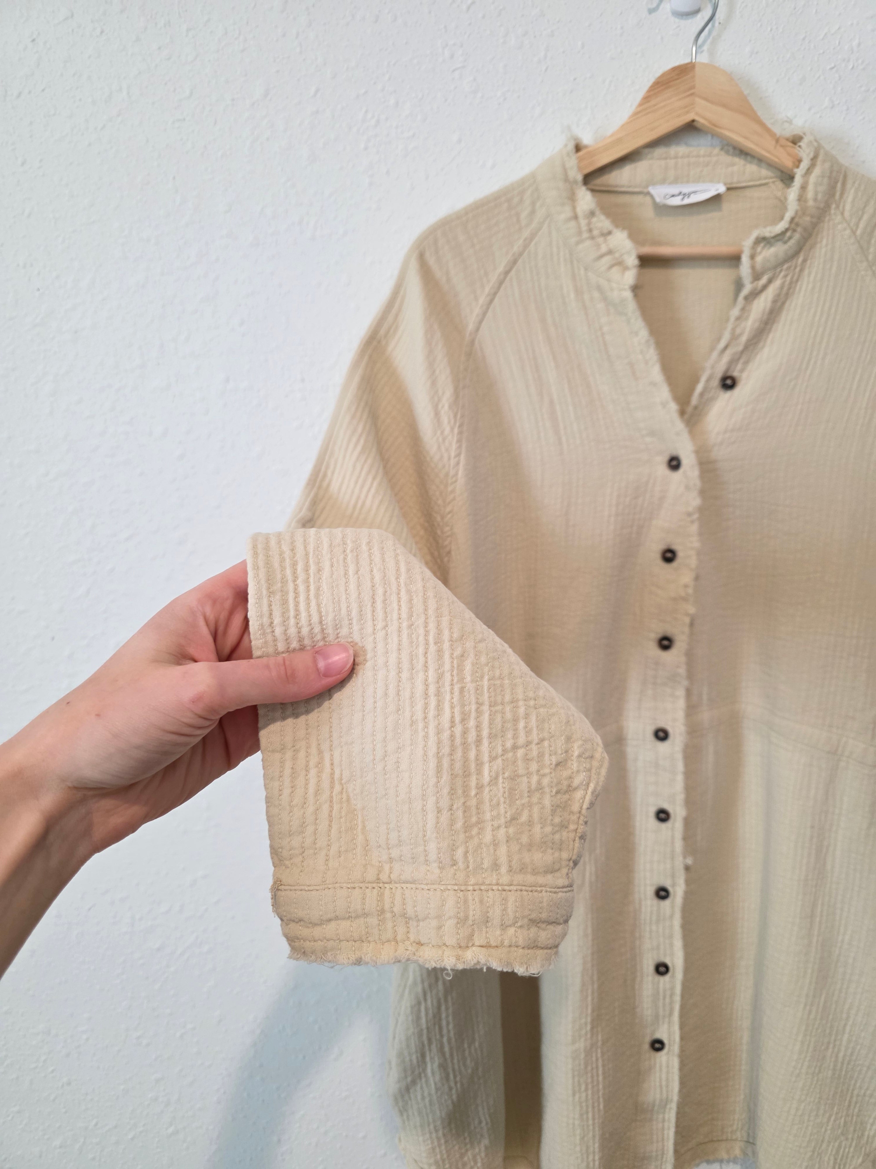 Carly Jean Textured Cotton Button Up (XL)