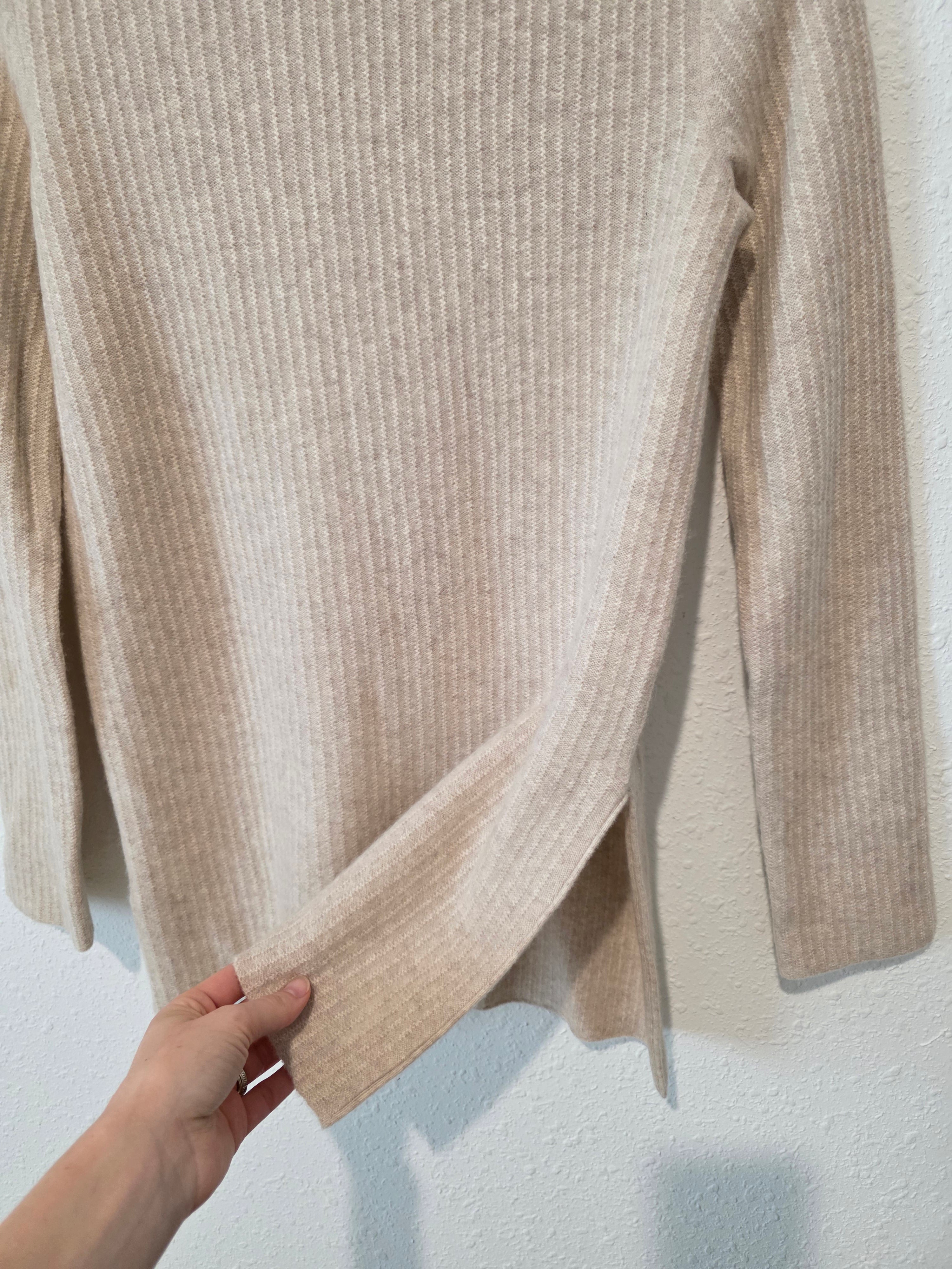 Vince Cashmere Turtleneck Sweater (XS)