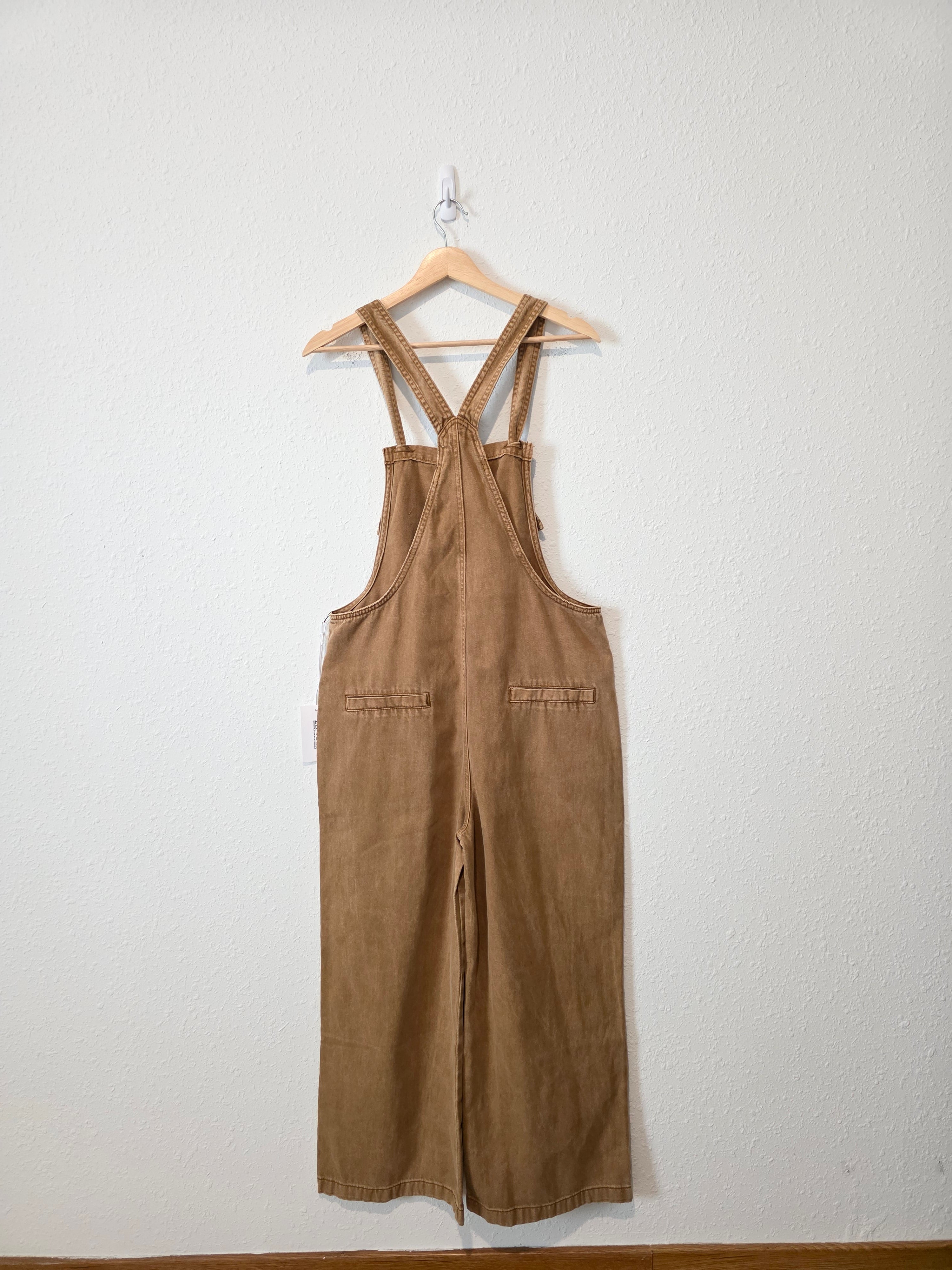 NEW Zenana Camel Wide Leg Overalls (M)