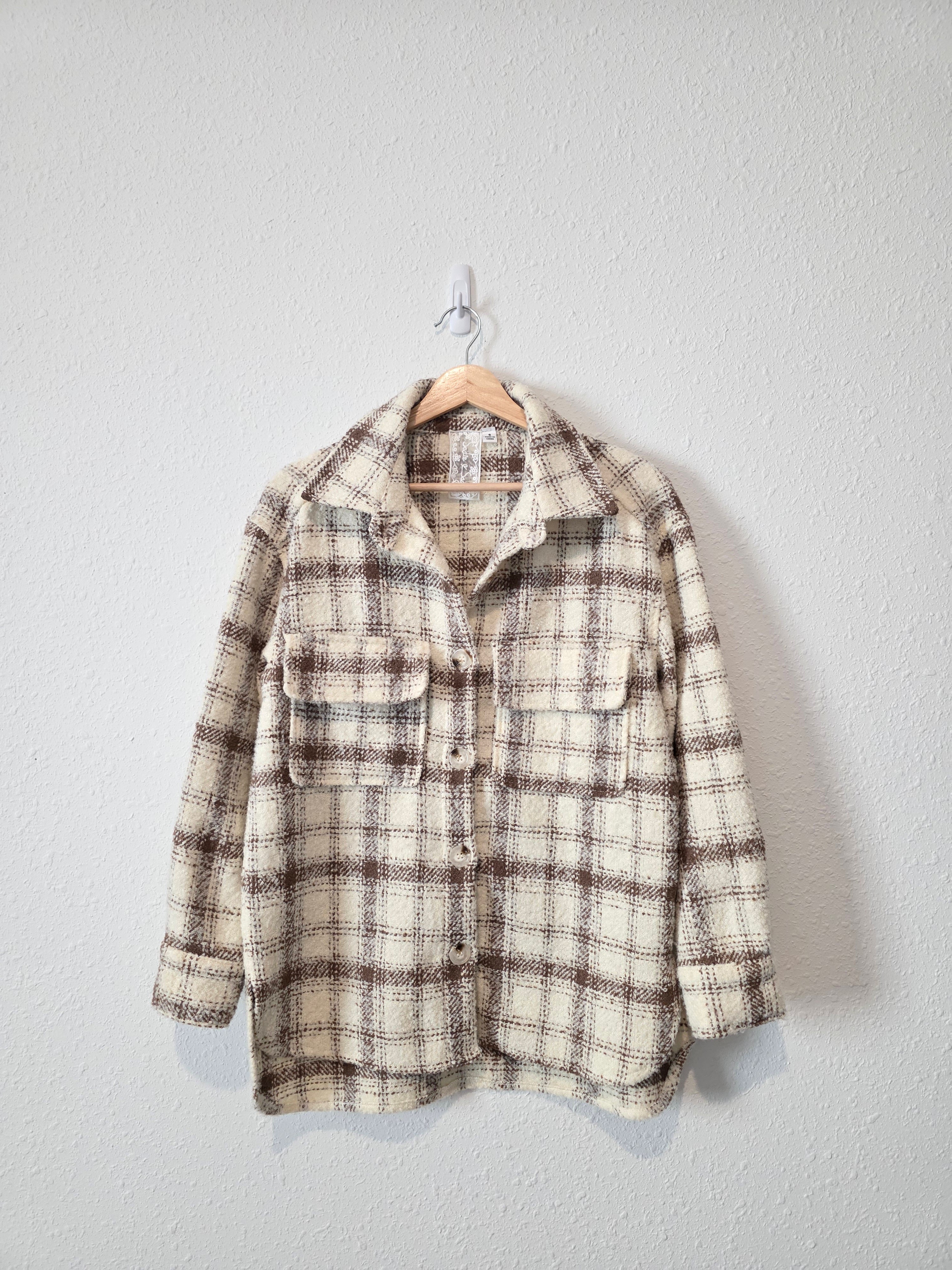 Sadie & Sage Neutral Plaid Shirt Jacket (S)