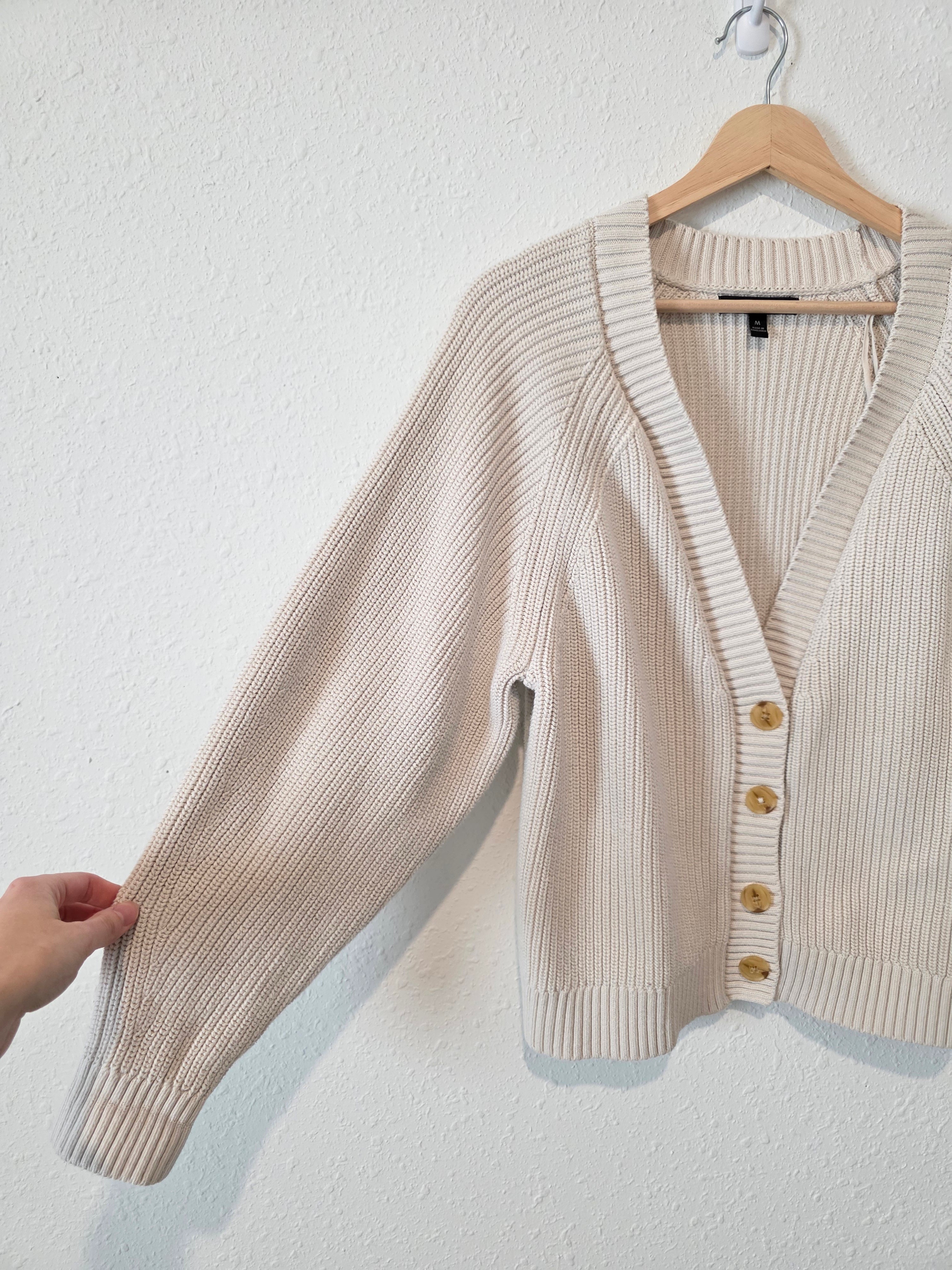 Banana Republic Ribbed Cotton Cardigan (M)