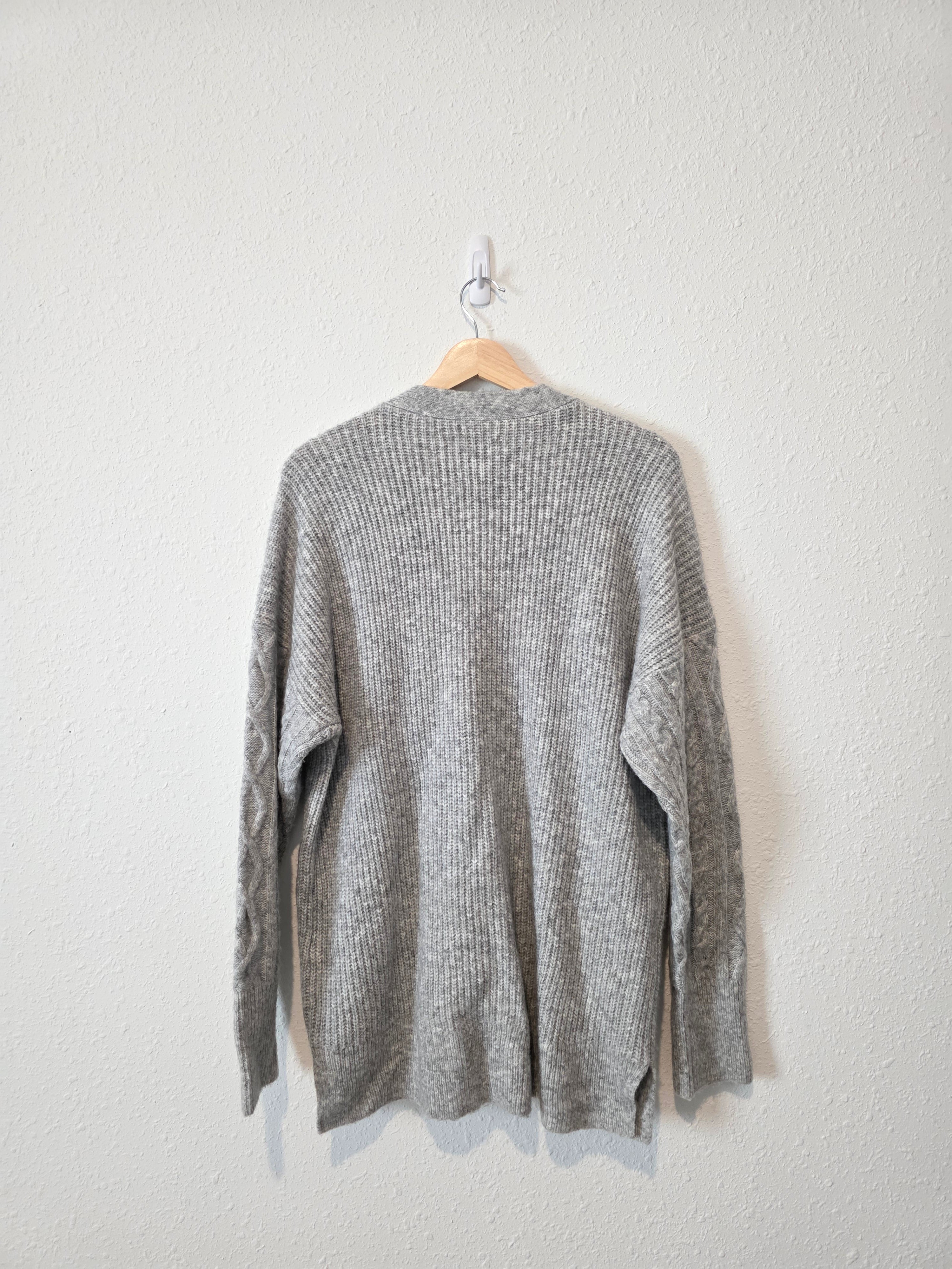 Abercrombie Gray Knit Cardigan (M)