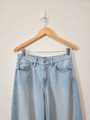 Light Wash Baggy Wide Leg Jeans (4)