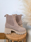 Dolce Vita Heeled Chelsea Boots (8.5)