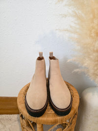 Caslon Leather Suede Chelsea Boots (6.5)