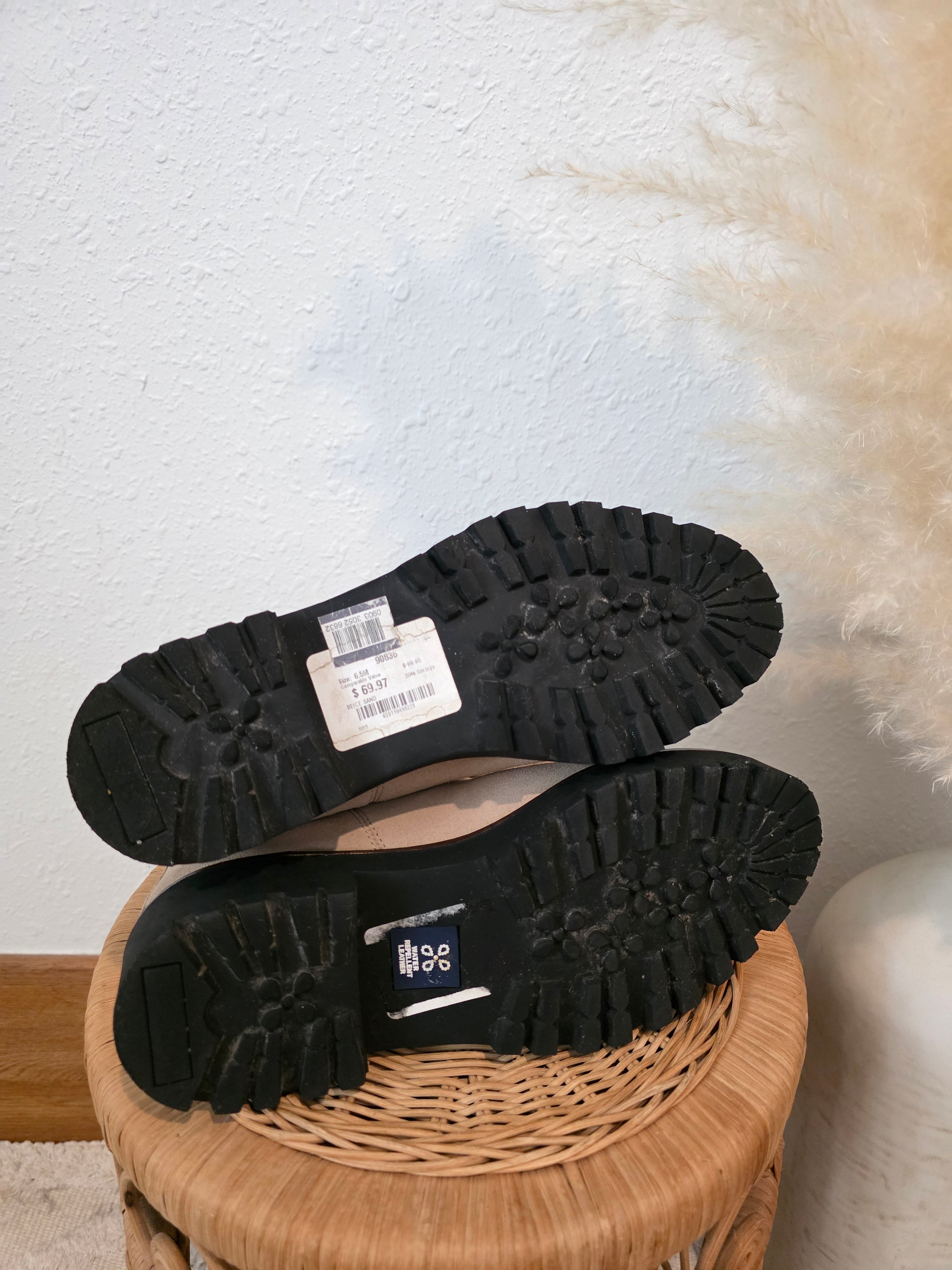 Caslon Leather Suede Chelsea Boots (6.5)