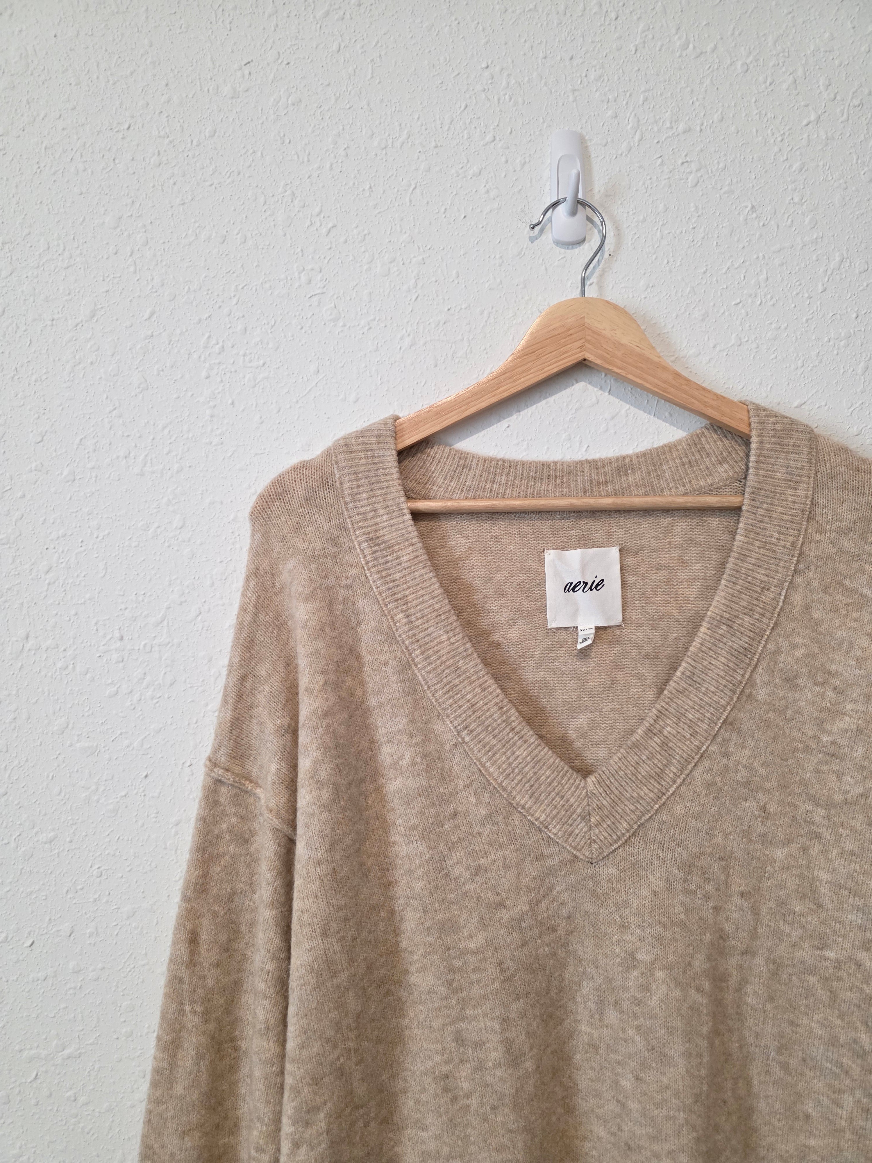 Aerie Neutral Cozy V Neck Sweater (XS)