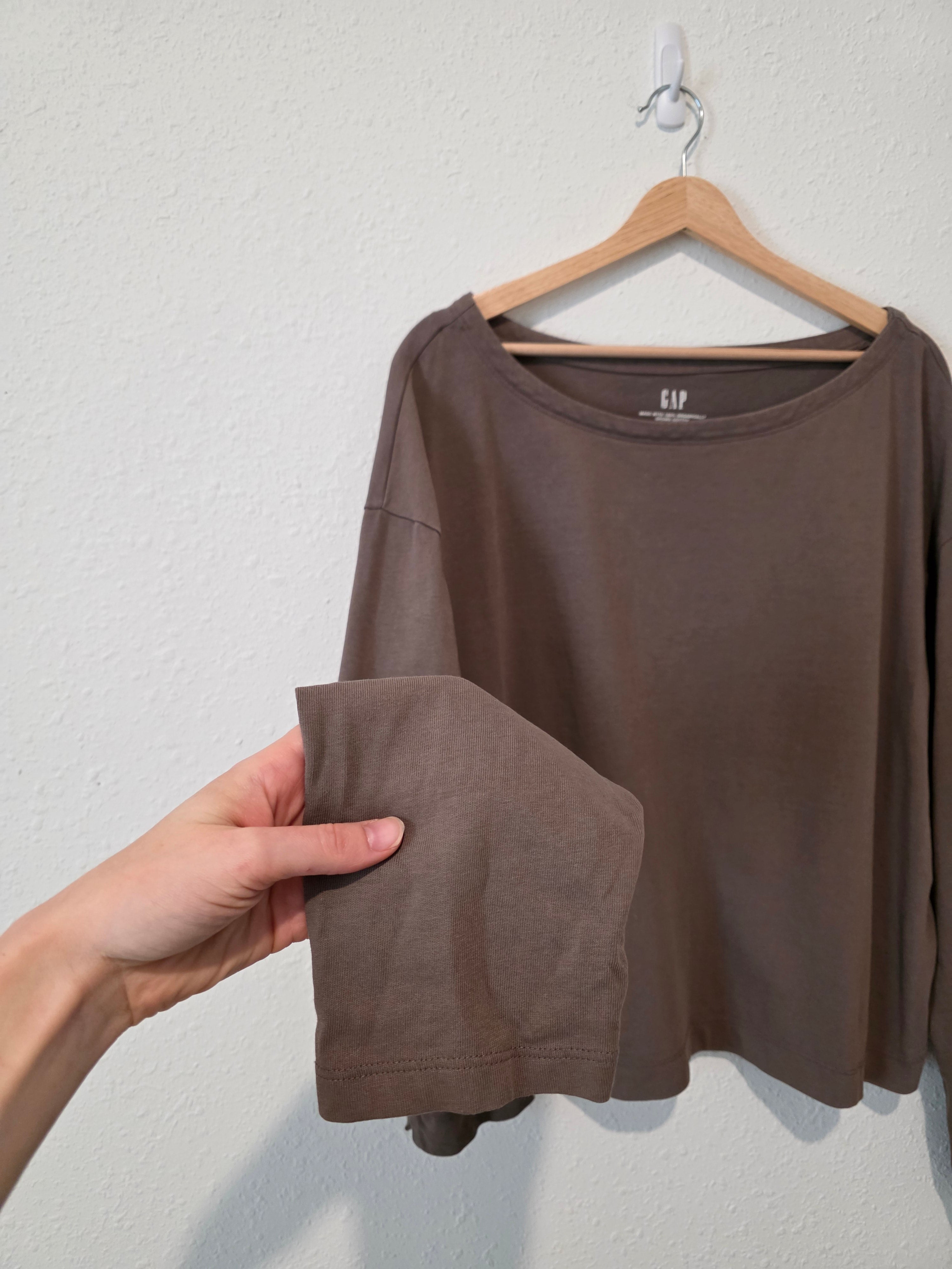 Gap Taupe Organic Cotton Tee (XL)
